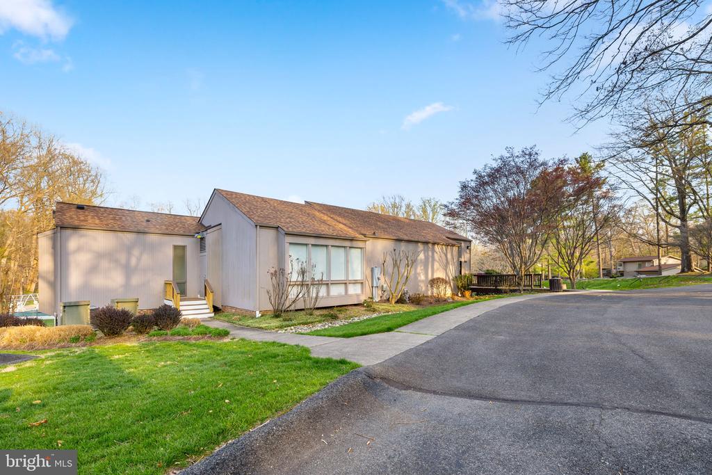 4500 WAKEFIELD DRIVE
