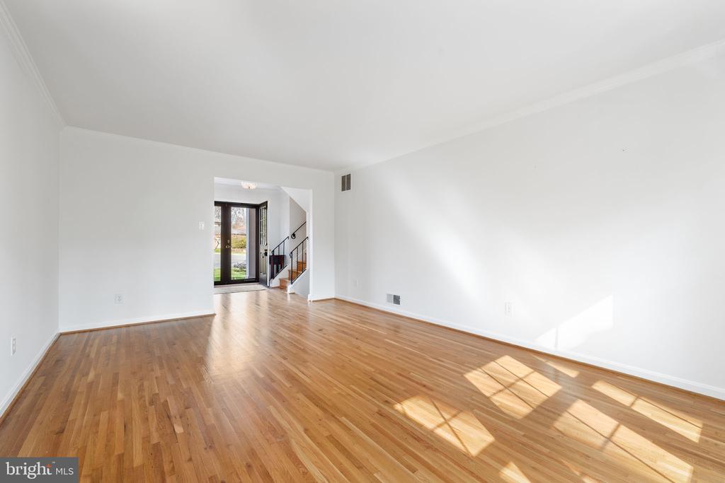 4500 WAKEFIELD DRIVE