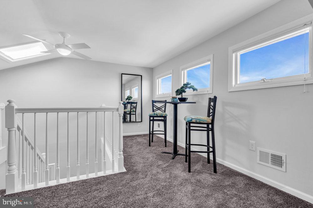 441 E BAY 9