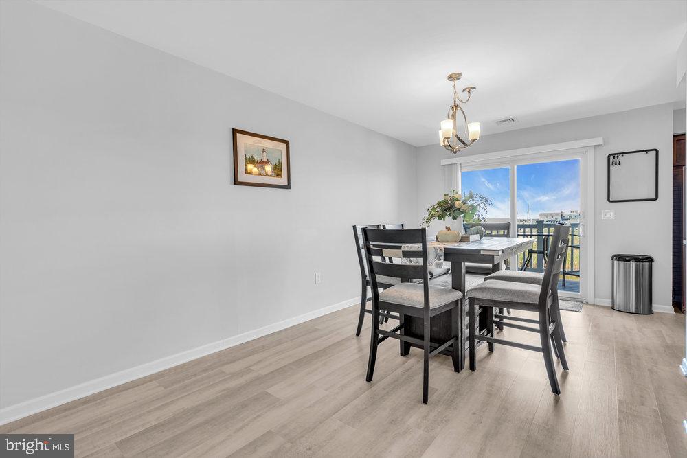 441 E BAY 9