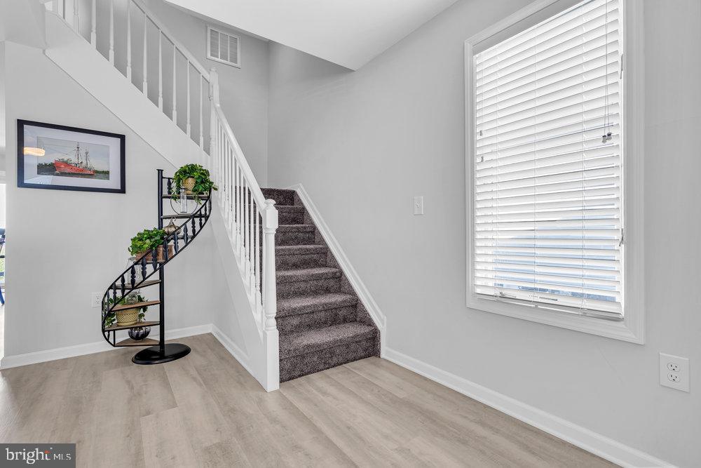 441 E BAY 9