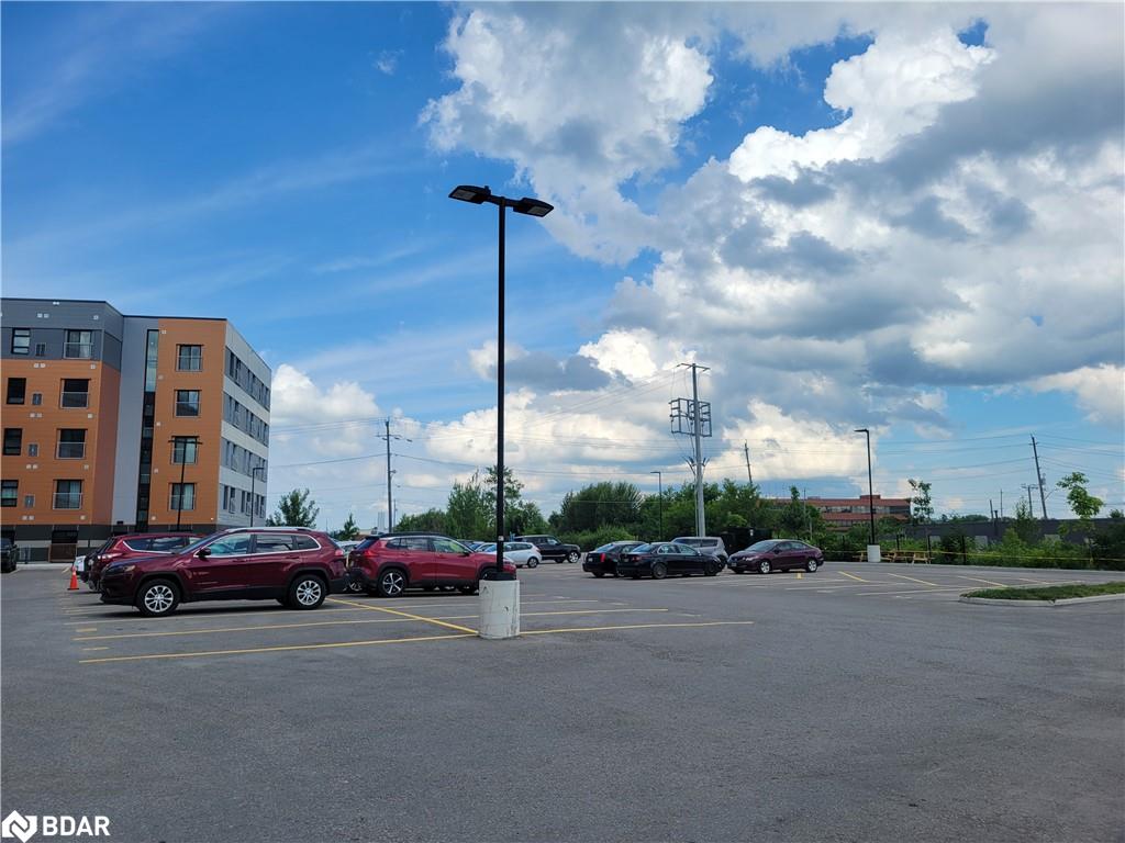 230-75 Barrie Road Unit: 230