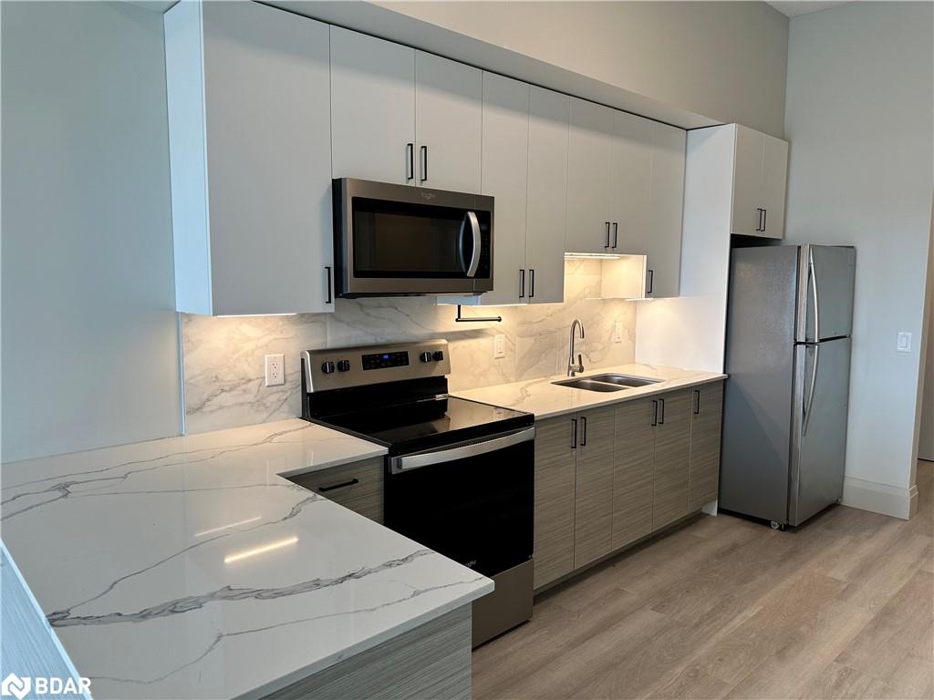 230-75 Barrie Road Unit: 230