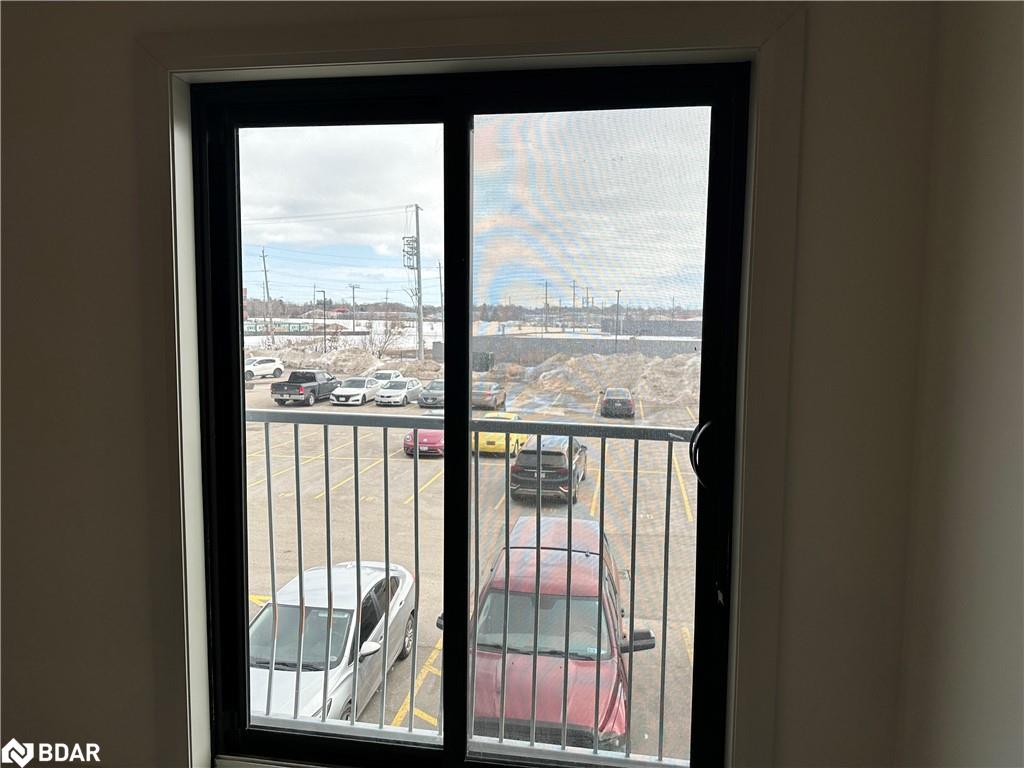 230-75 Barrie Road Unit: 230