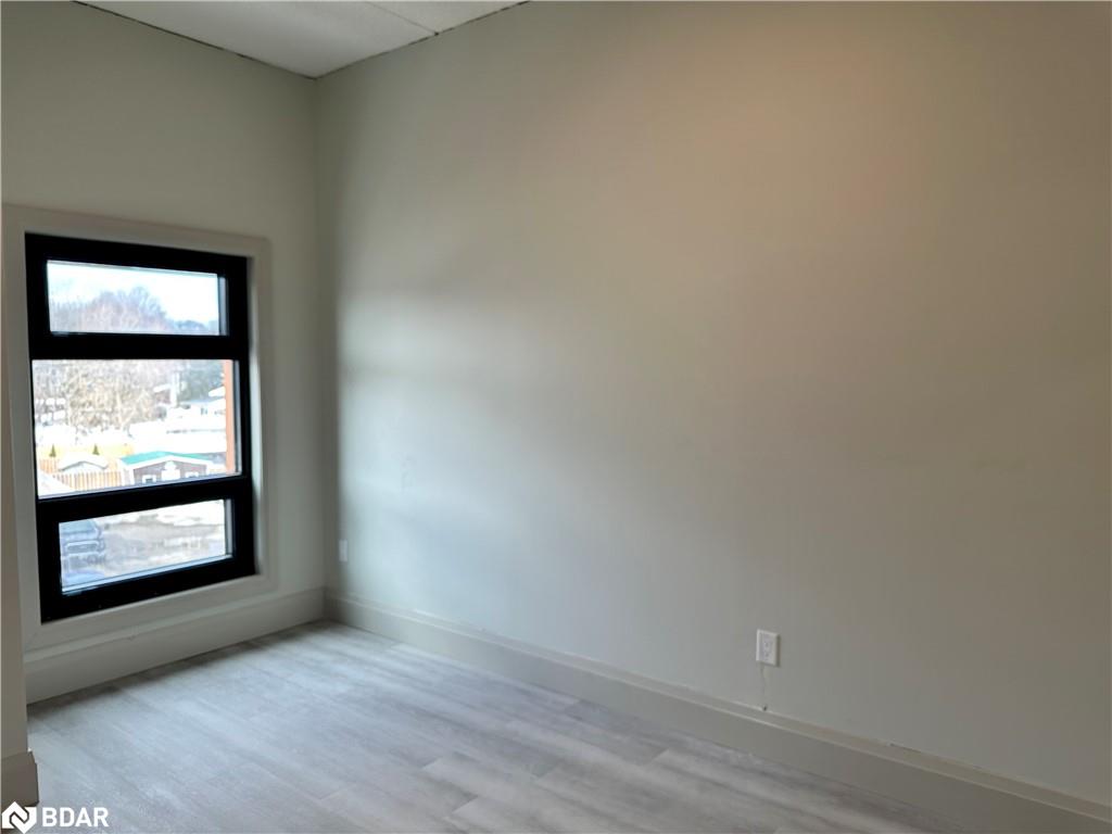 412-75 Barrie Road Unit: 412