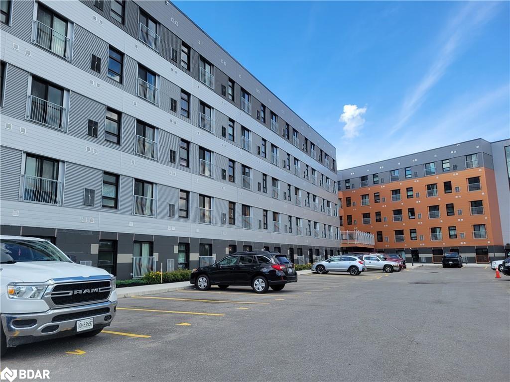 412-75 Barrie Road Unit: 412