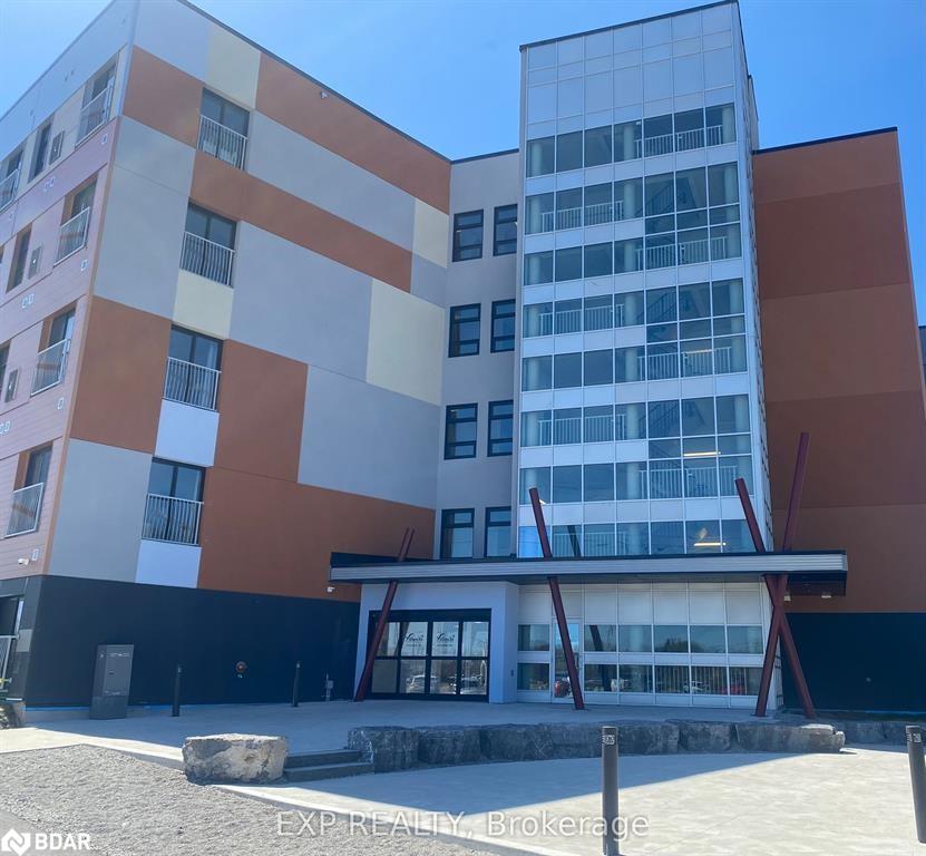412-75 Barrie Road Unit: 412