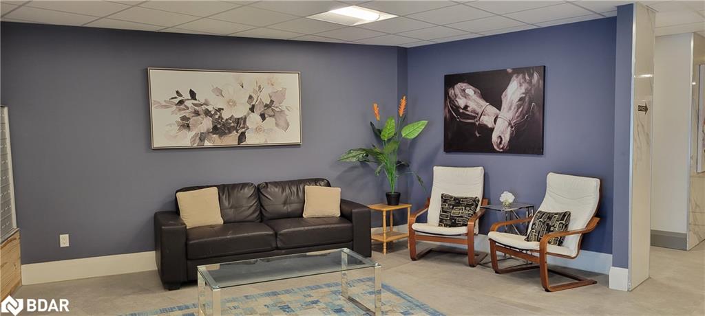 413-75 Barrie Road Unit: 413