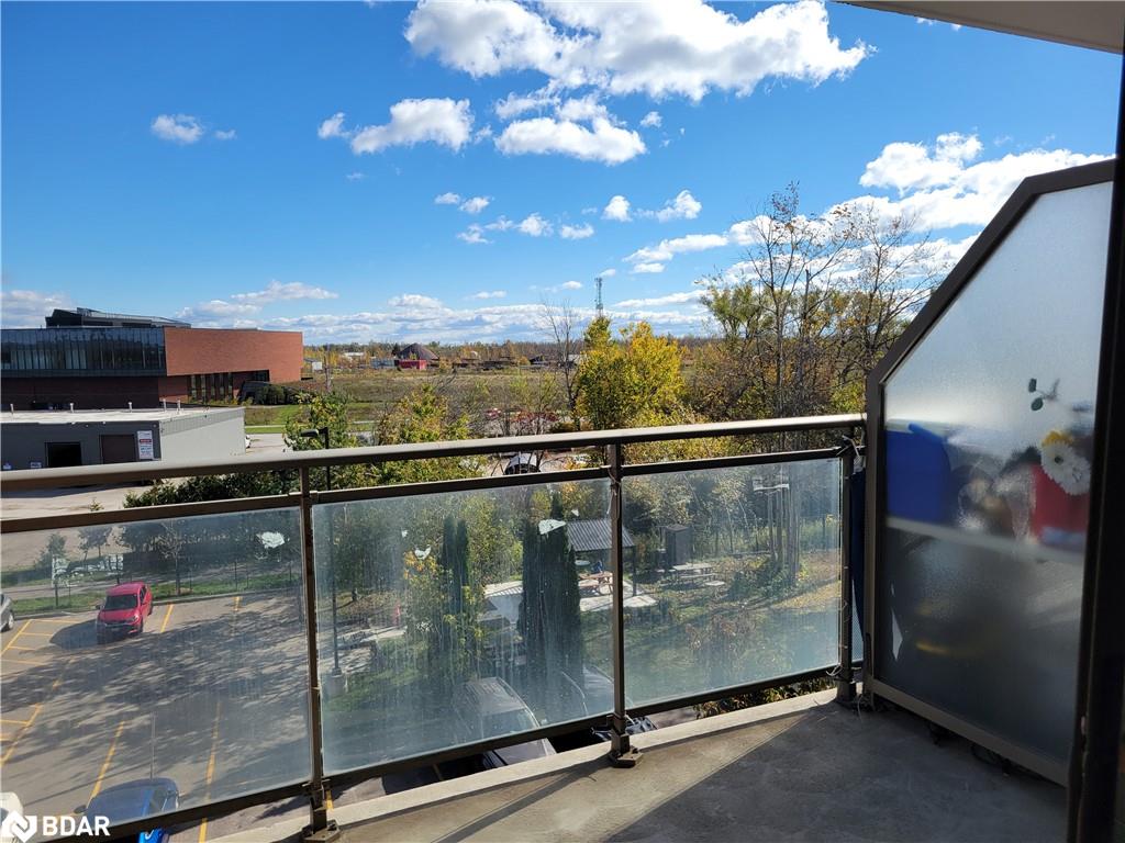 411-85 Barrie Road, Orillia Unit: 411