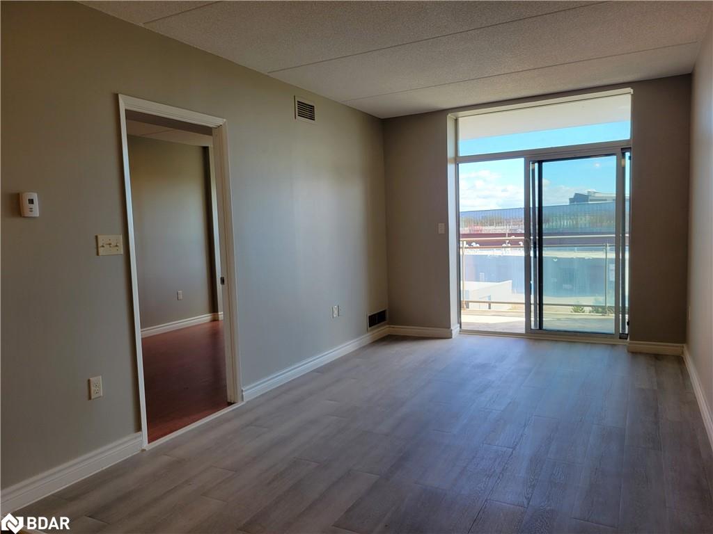 411-85 Barrie Road, Orillia Unit: 411