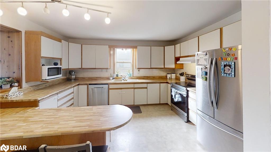 2214 Concession 10 Road