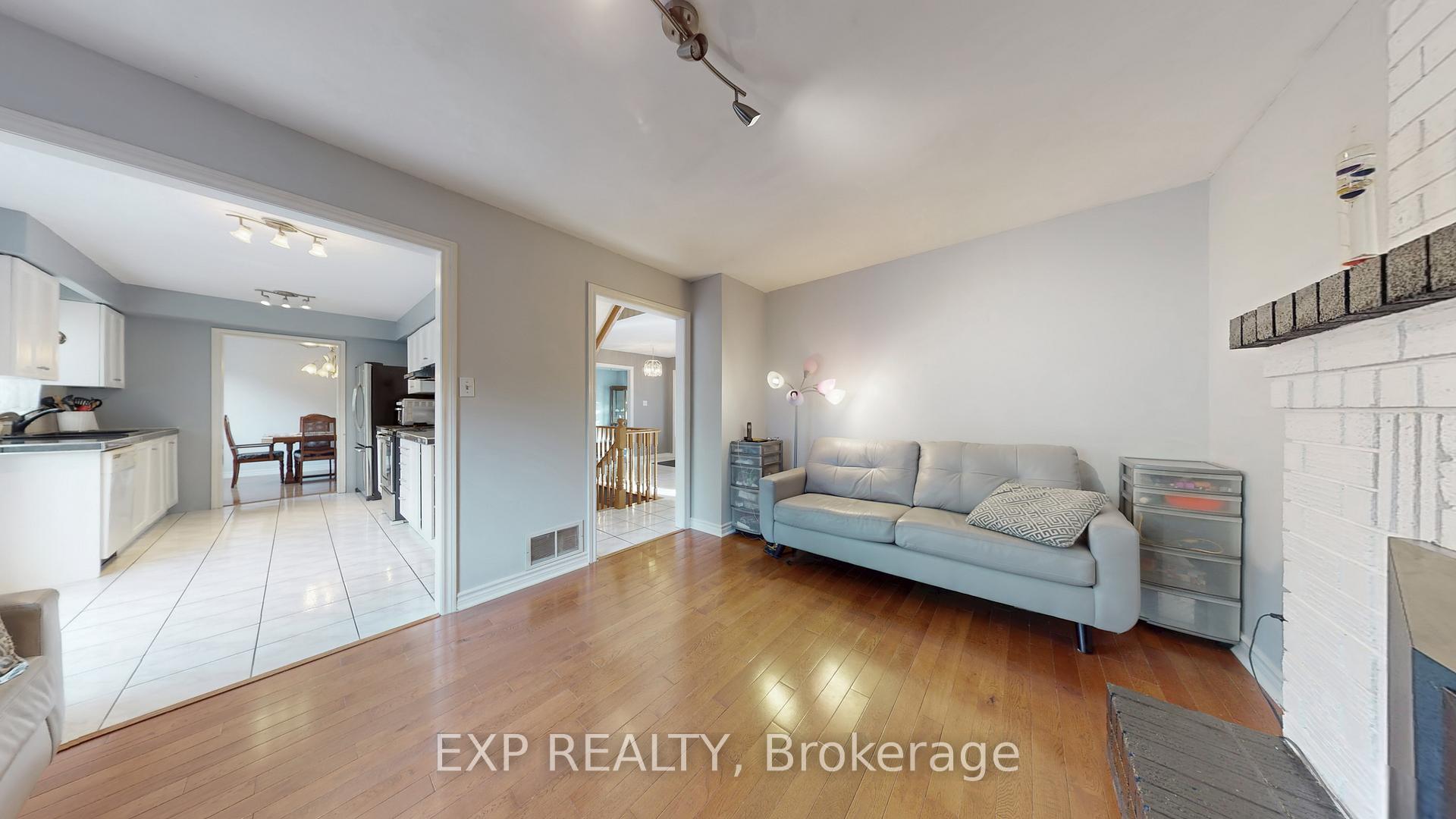 4 Trillium Crescent, Barrie, ON L4N 5P5