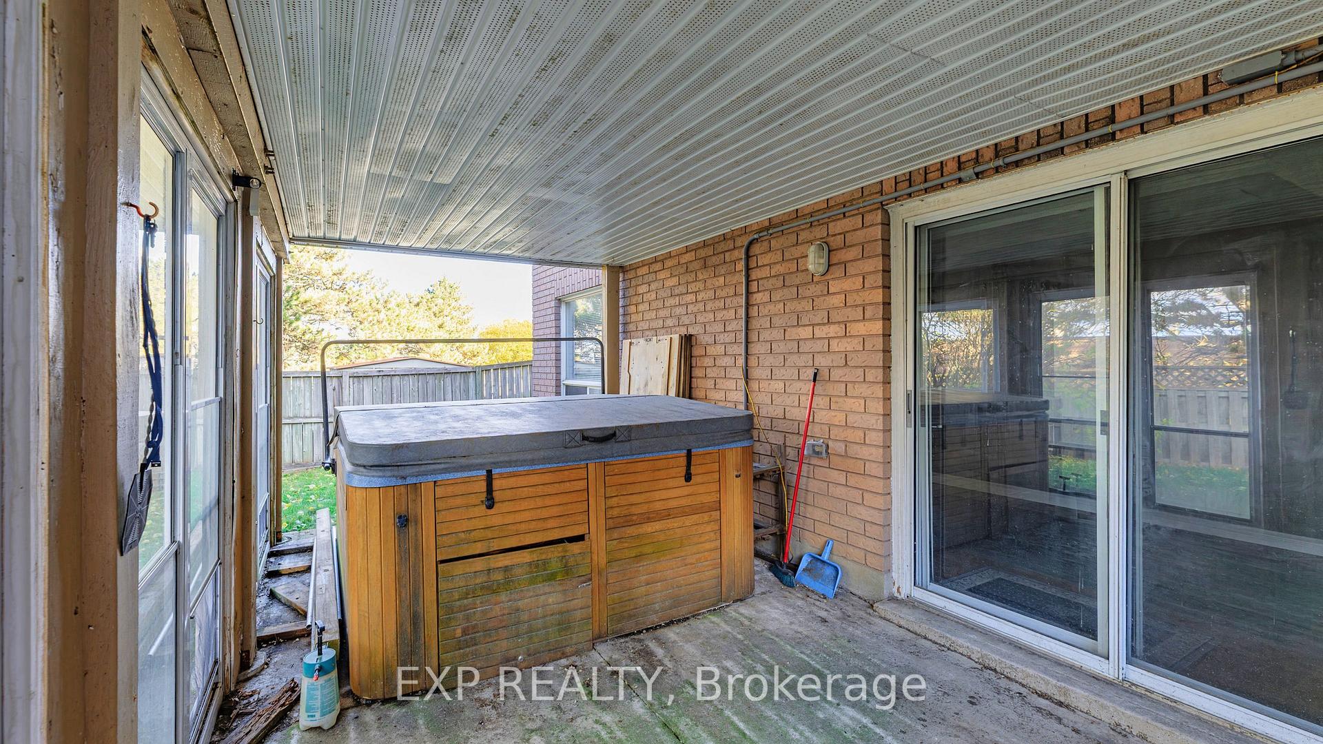 4 Trillium Crescent, Barrie, ON L4N 5P5