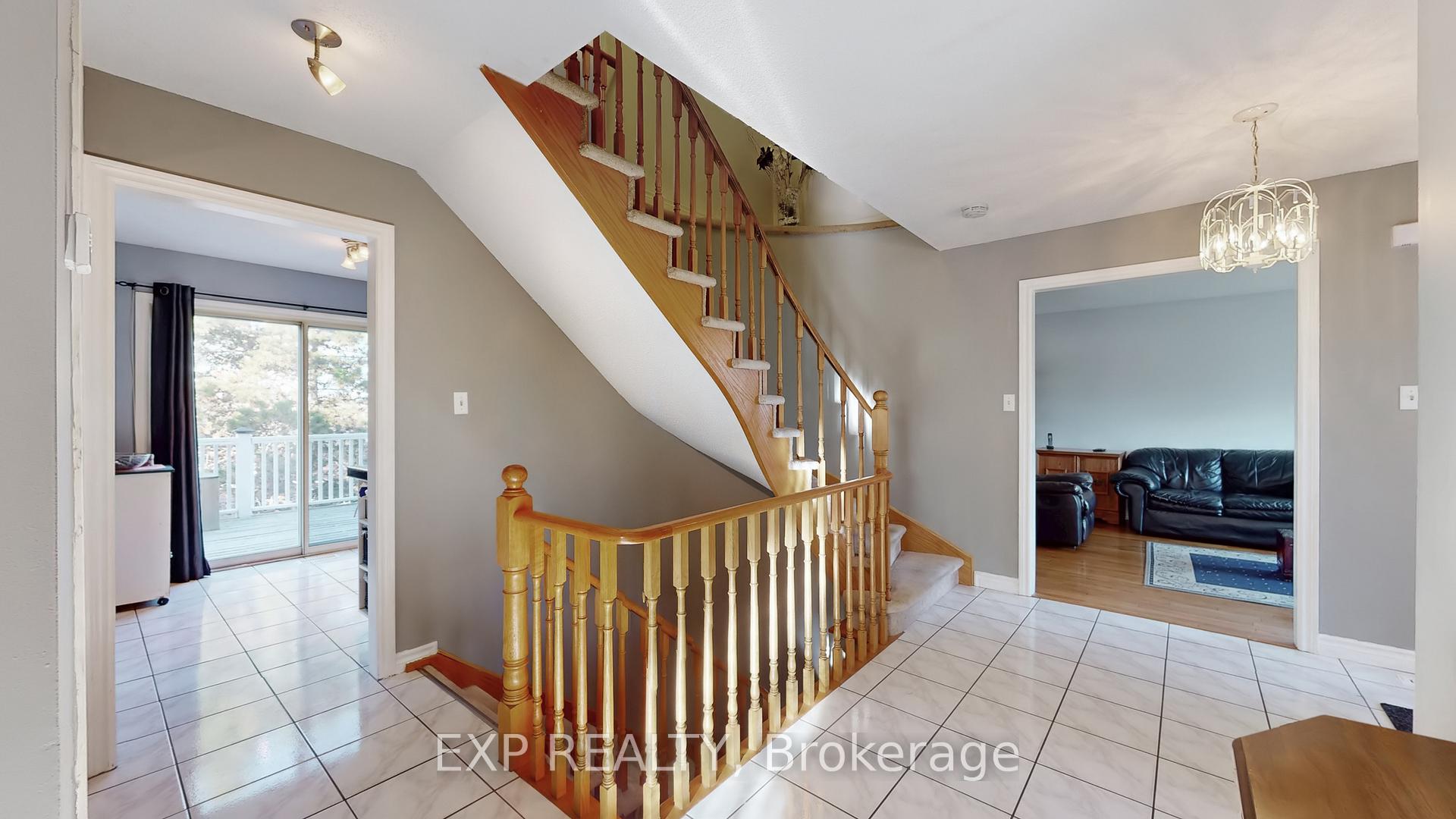 4 Trillium Crescent, Barrie, ON L4N 5P5