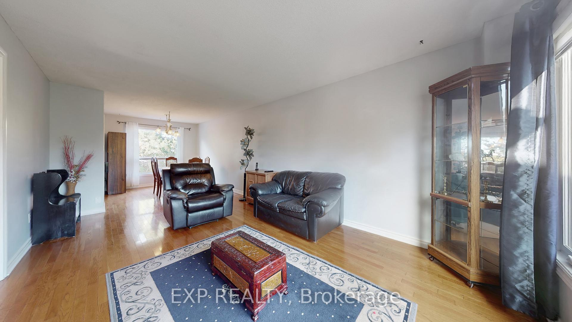 4 Trillium Crescent, Barrie, ON L4N 5P5