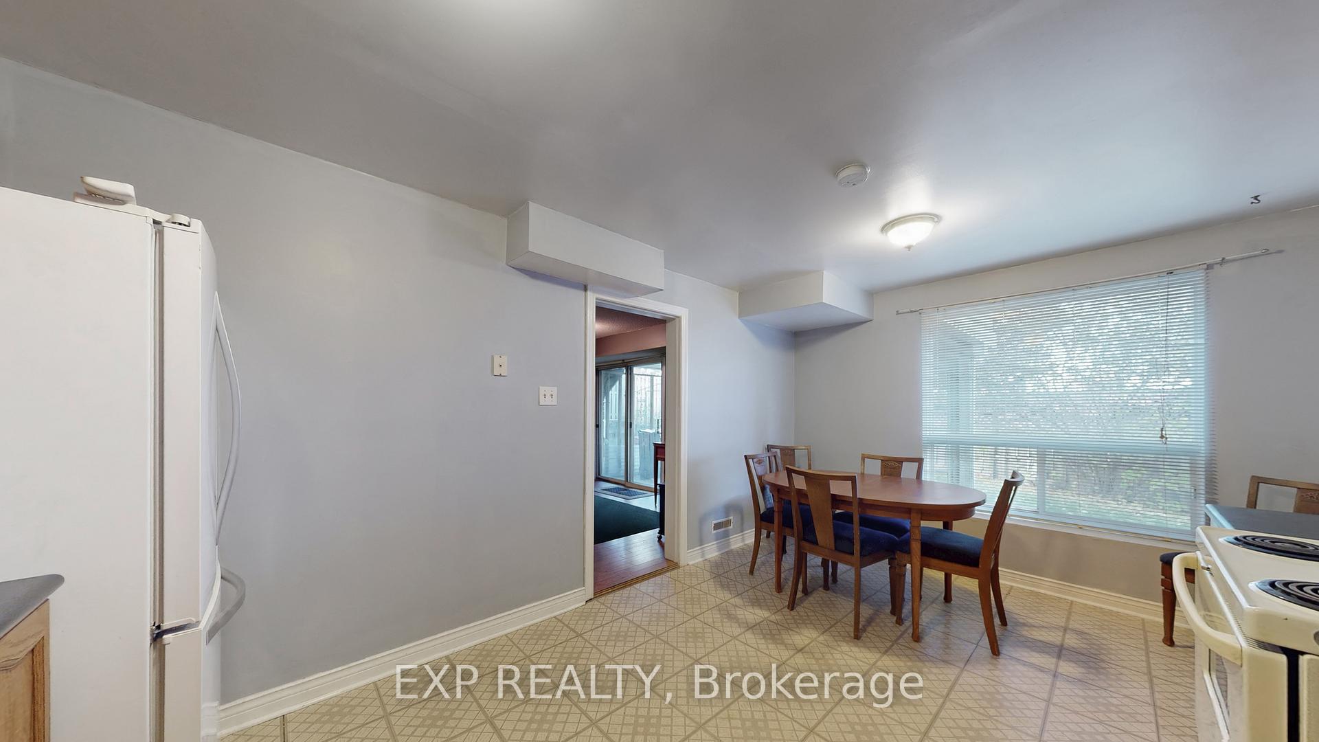 4 Trillium Crescent, Barrie, ON L4N 5P5