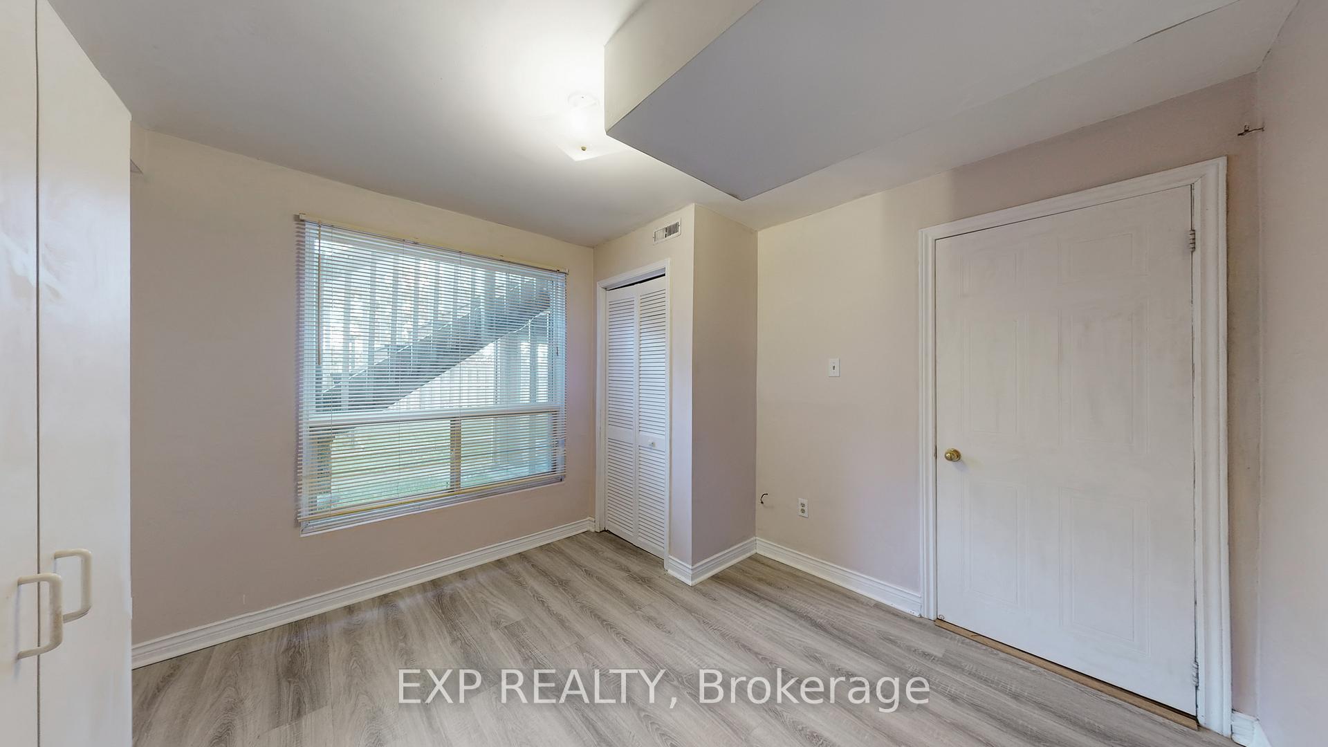 4 Trillium Crescent, Barrie, ON L4N 5P5