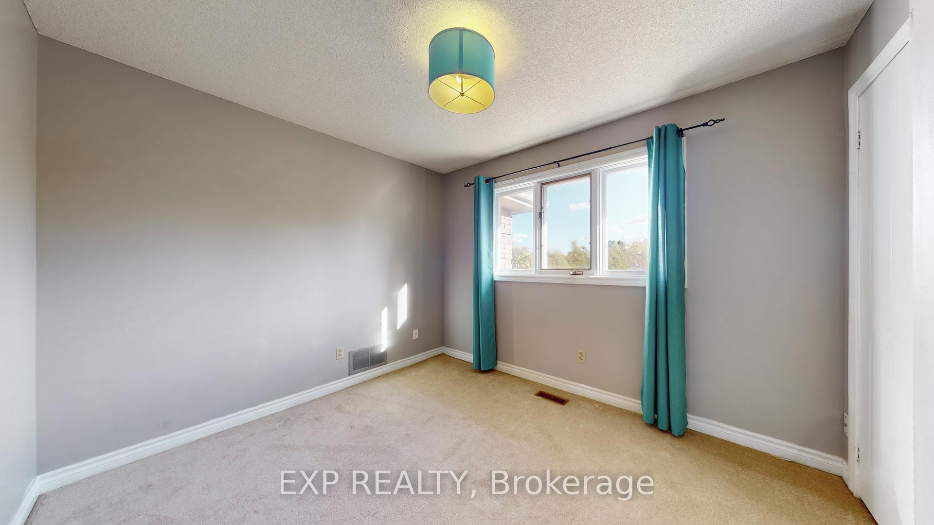 4 Trillium Crescent, Barrie, ON L4N 5P5