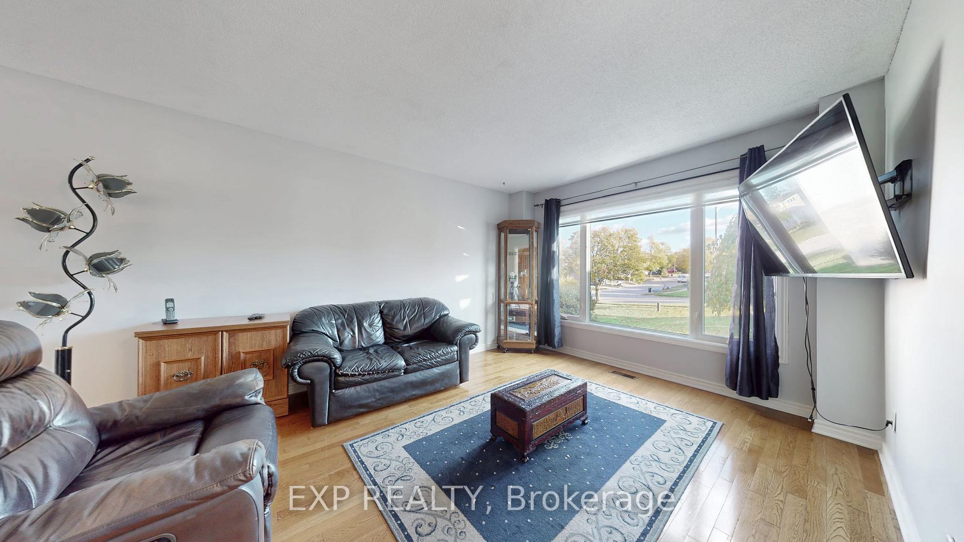 4 Trillium Crescent, Barrie, ON L4N 5P5