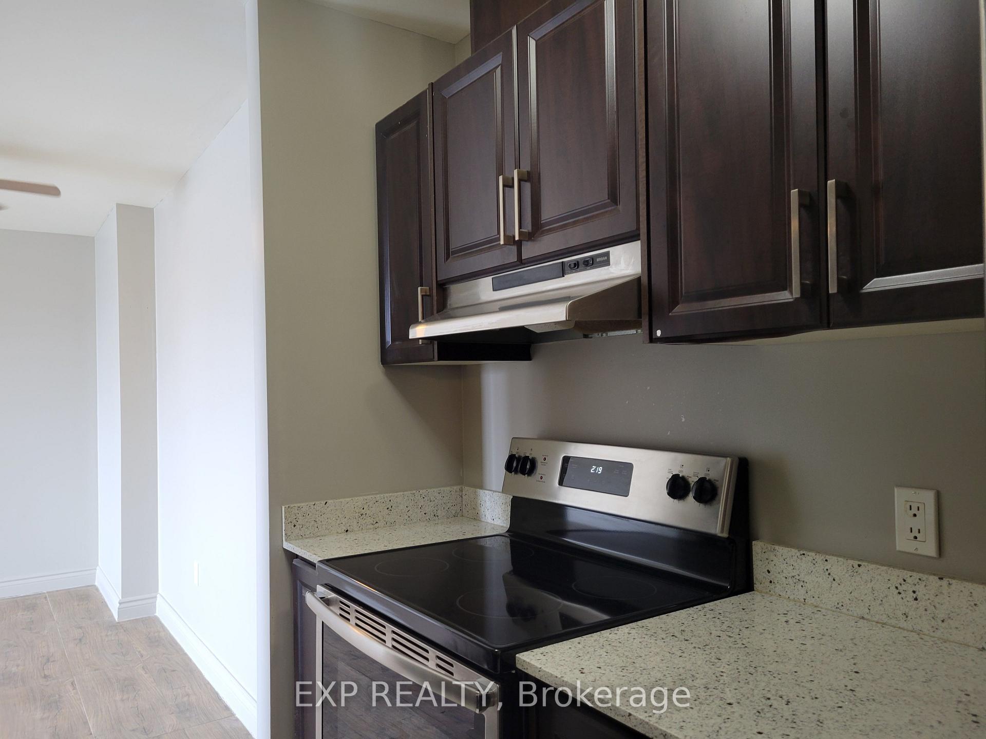 95 Barrie Road 306, Orillia, ON L3V 0B2