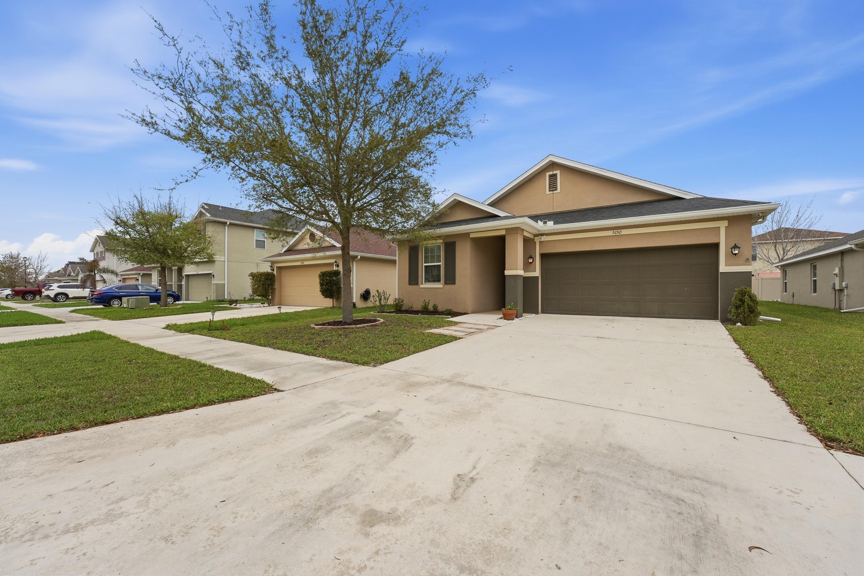 5150 NW Pine Trail Circle, Port St. Lucie