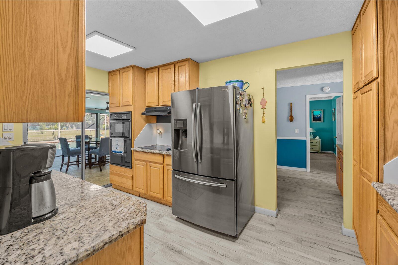 6008 Palmetto Drive