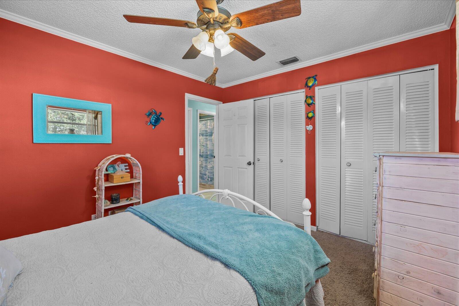6008 Palmetto Drive