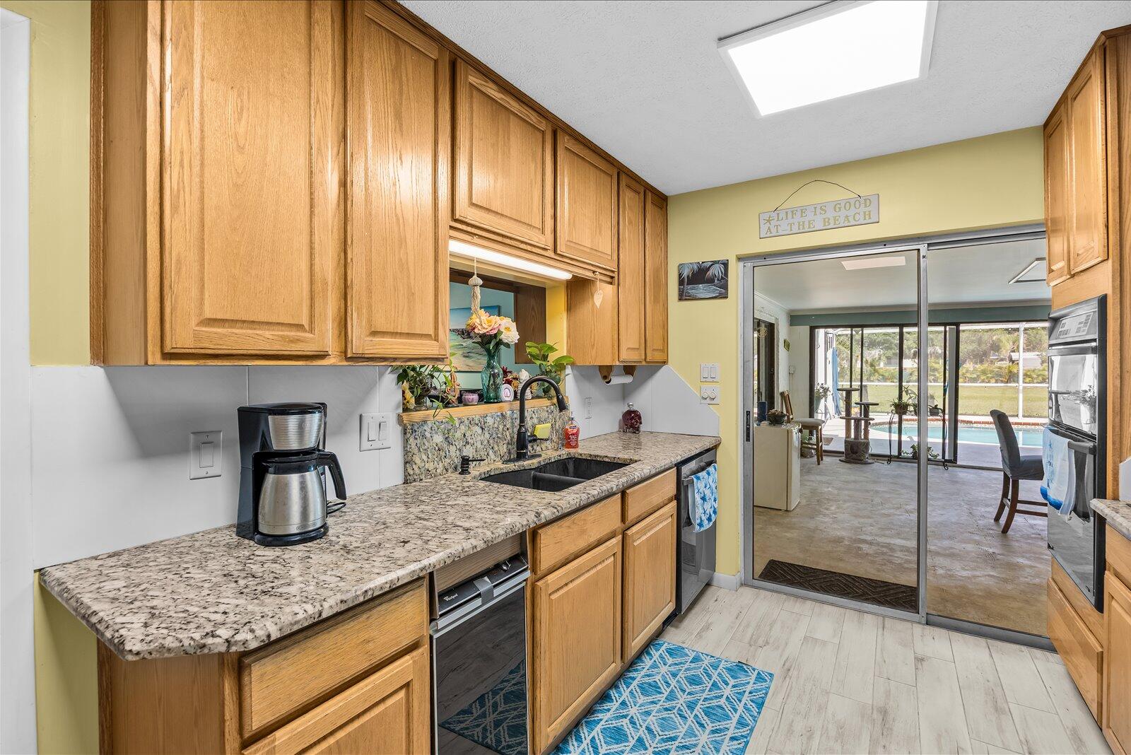 6008 Palmetto Drive