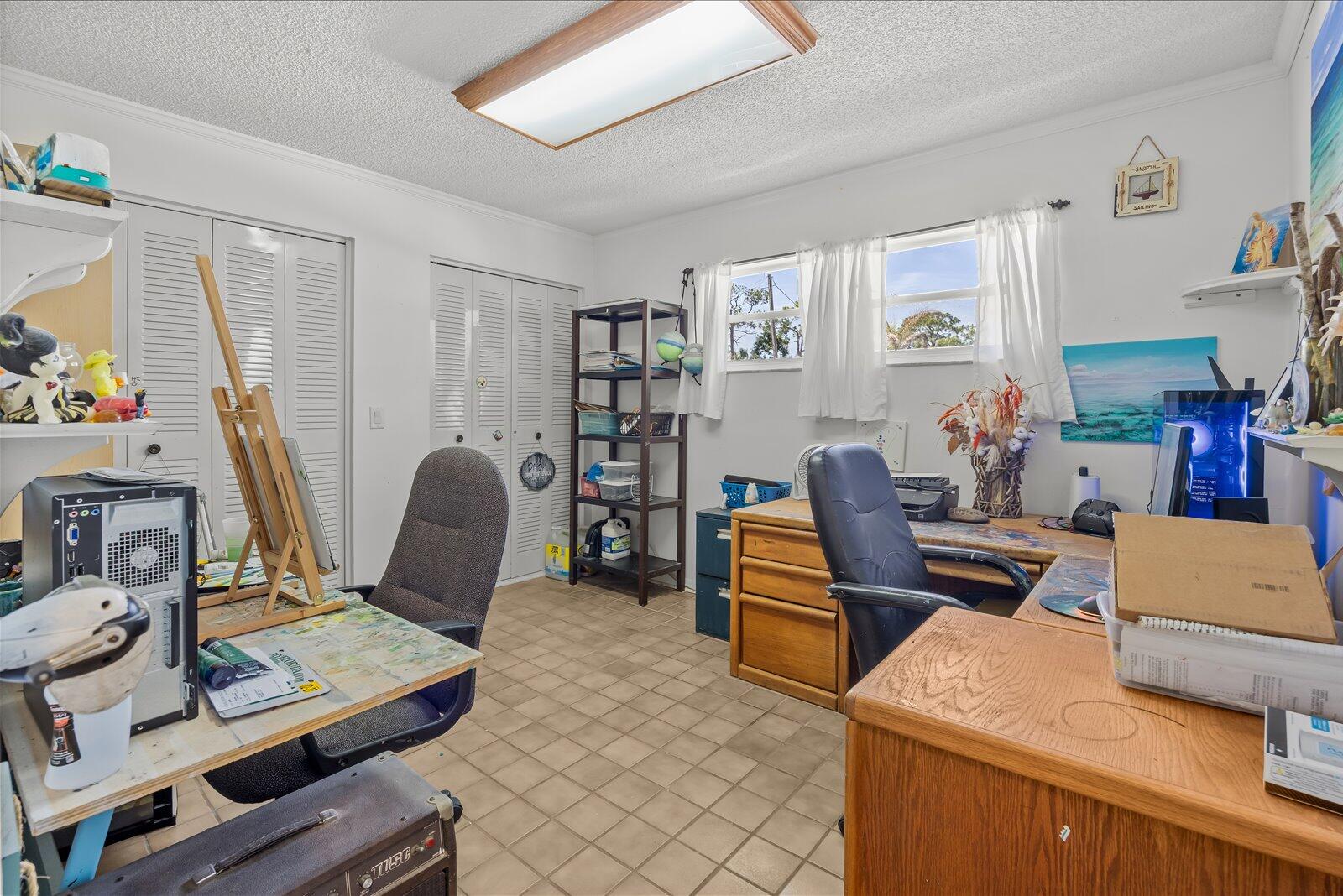 6008 Palmetto Drive
