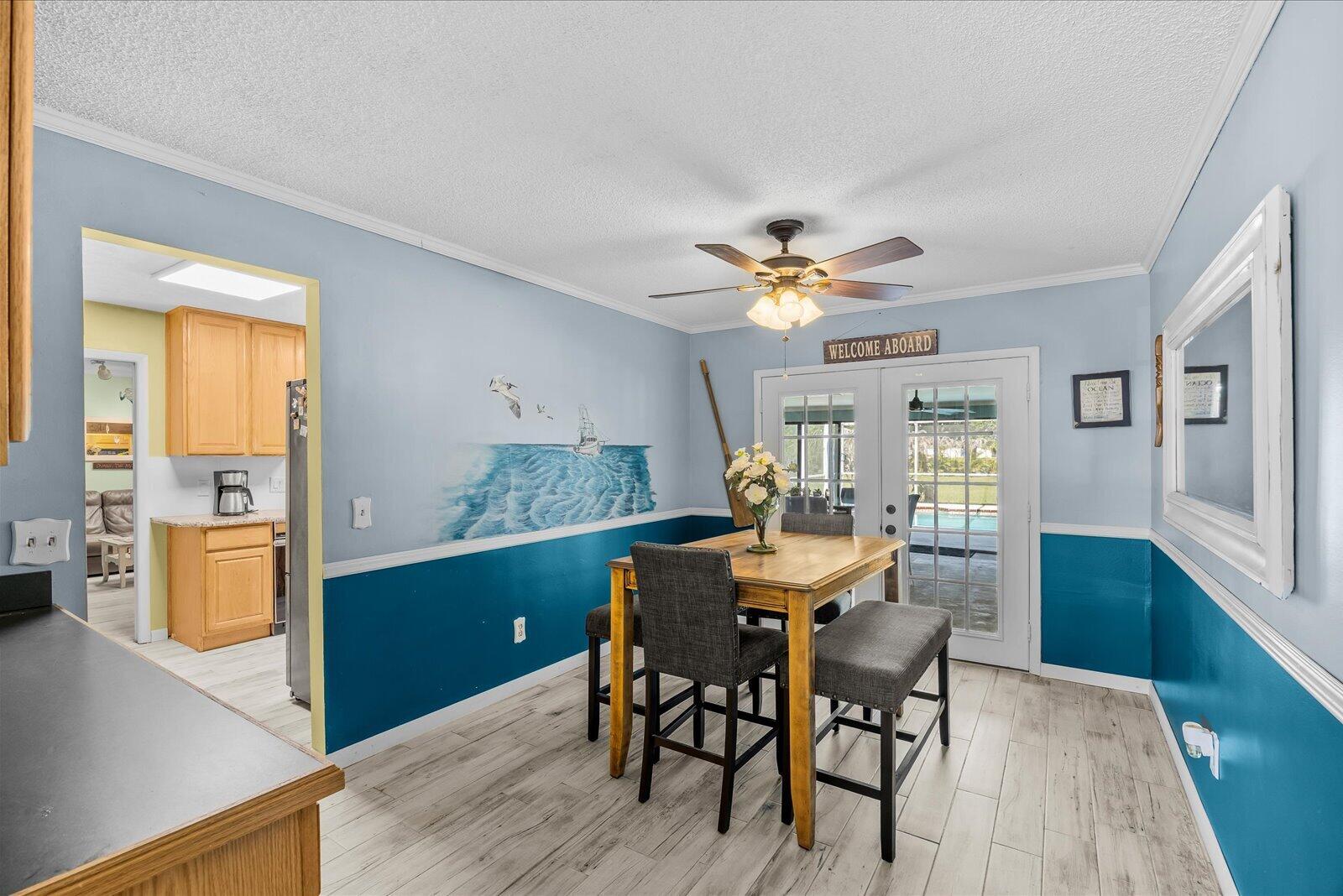 6008 Palmetto Drive