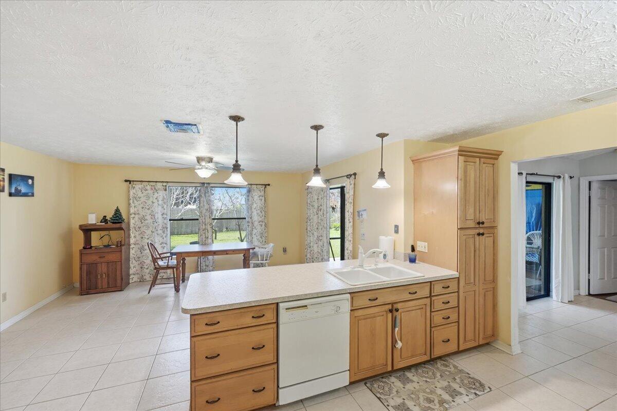 716 SE Evergreen Terrace, Port St. Lucie