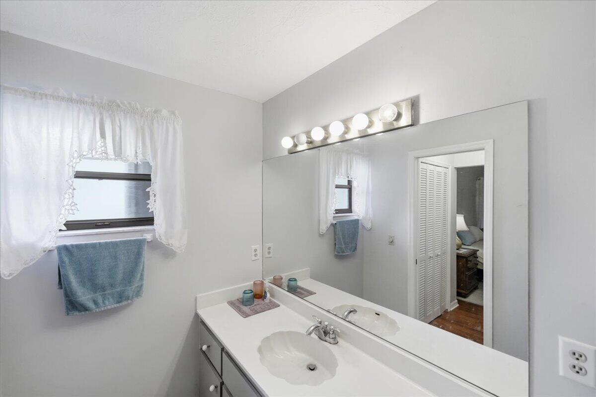 716 SE Evergreen Terrace, Port St. Lucie