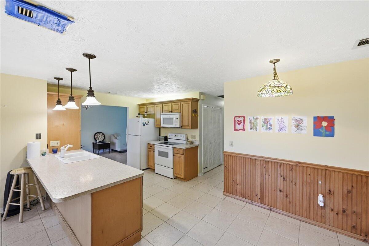 716 SE Evergreen Terrace, Port St. Lucie