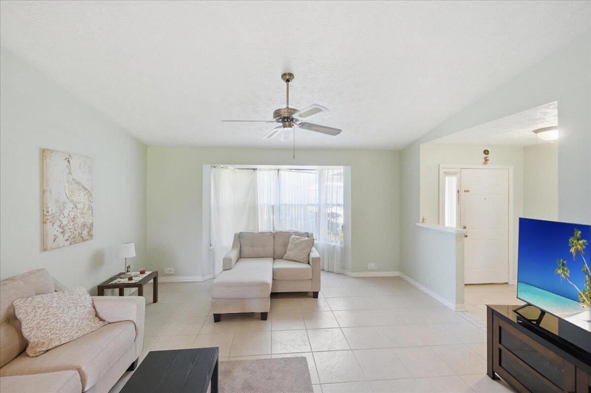 716 SE Evergreen Terrace, Port St. Lucie