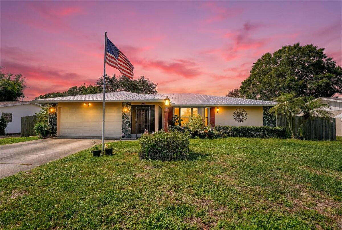 716 SE Evergreen Terrace, Port St. Lucie