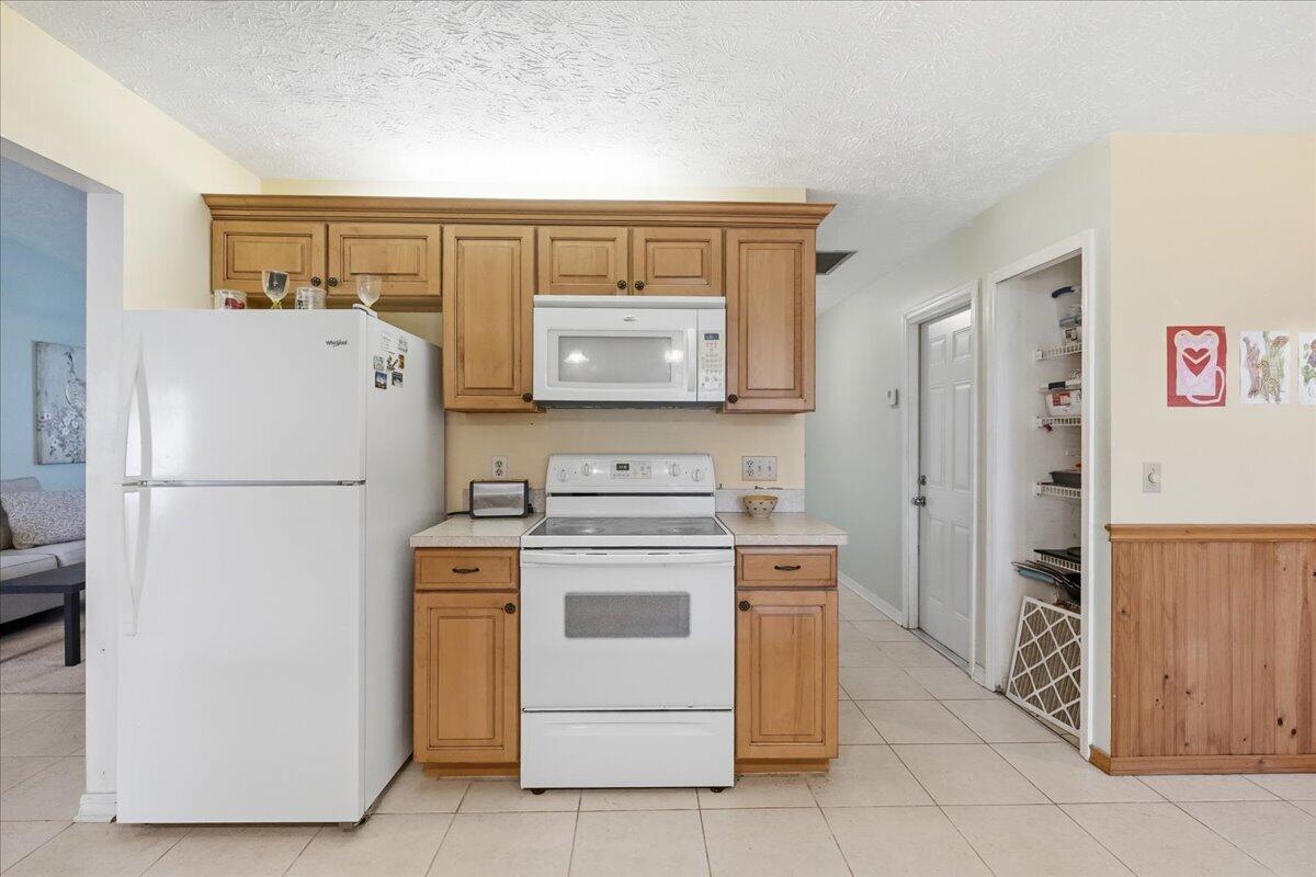 716 SE Evergreen Terrace, Port St. Lucie
