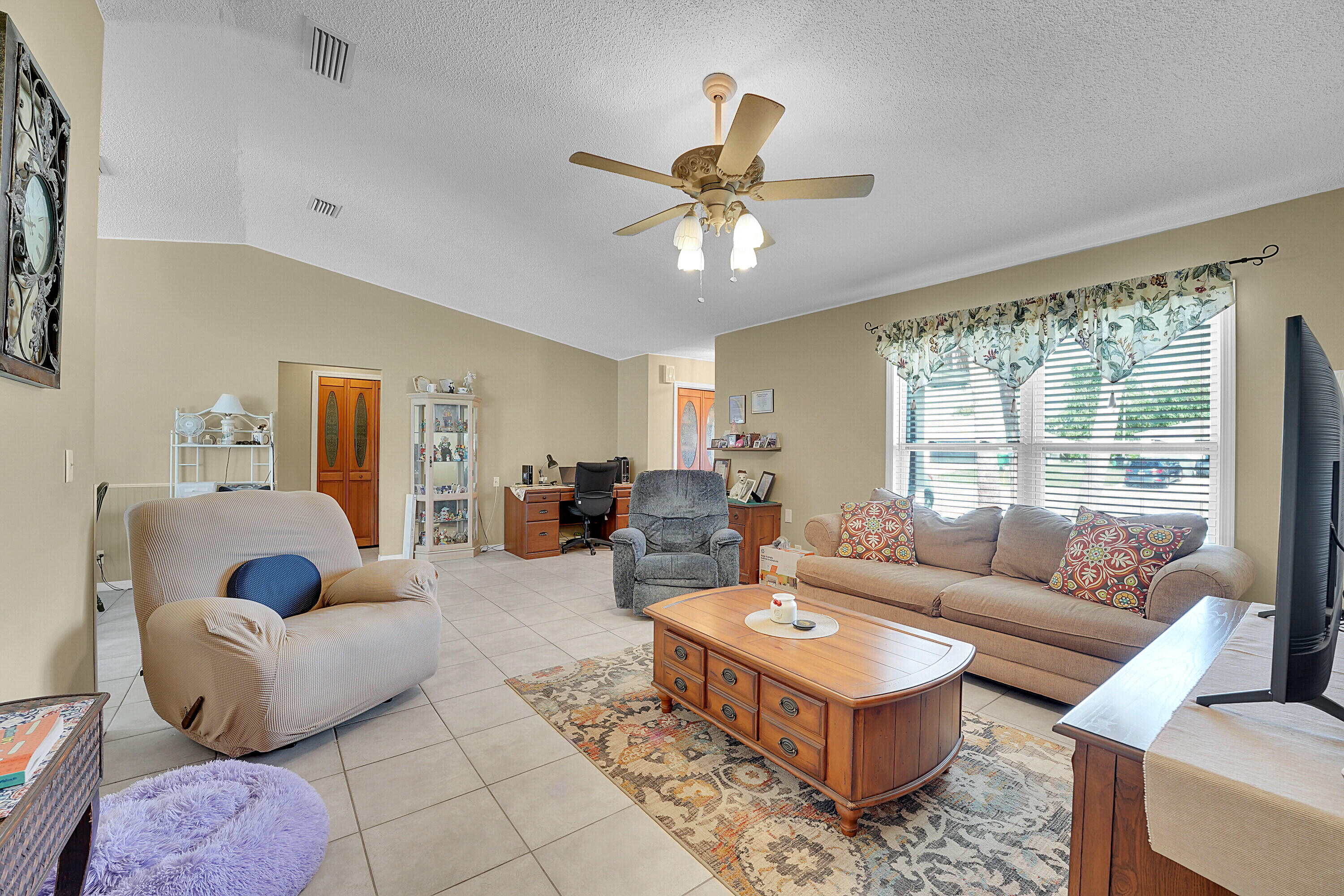1917 SE Floresta Drive, Port St. Lucie