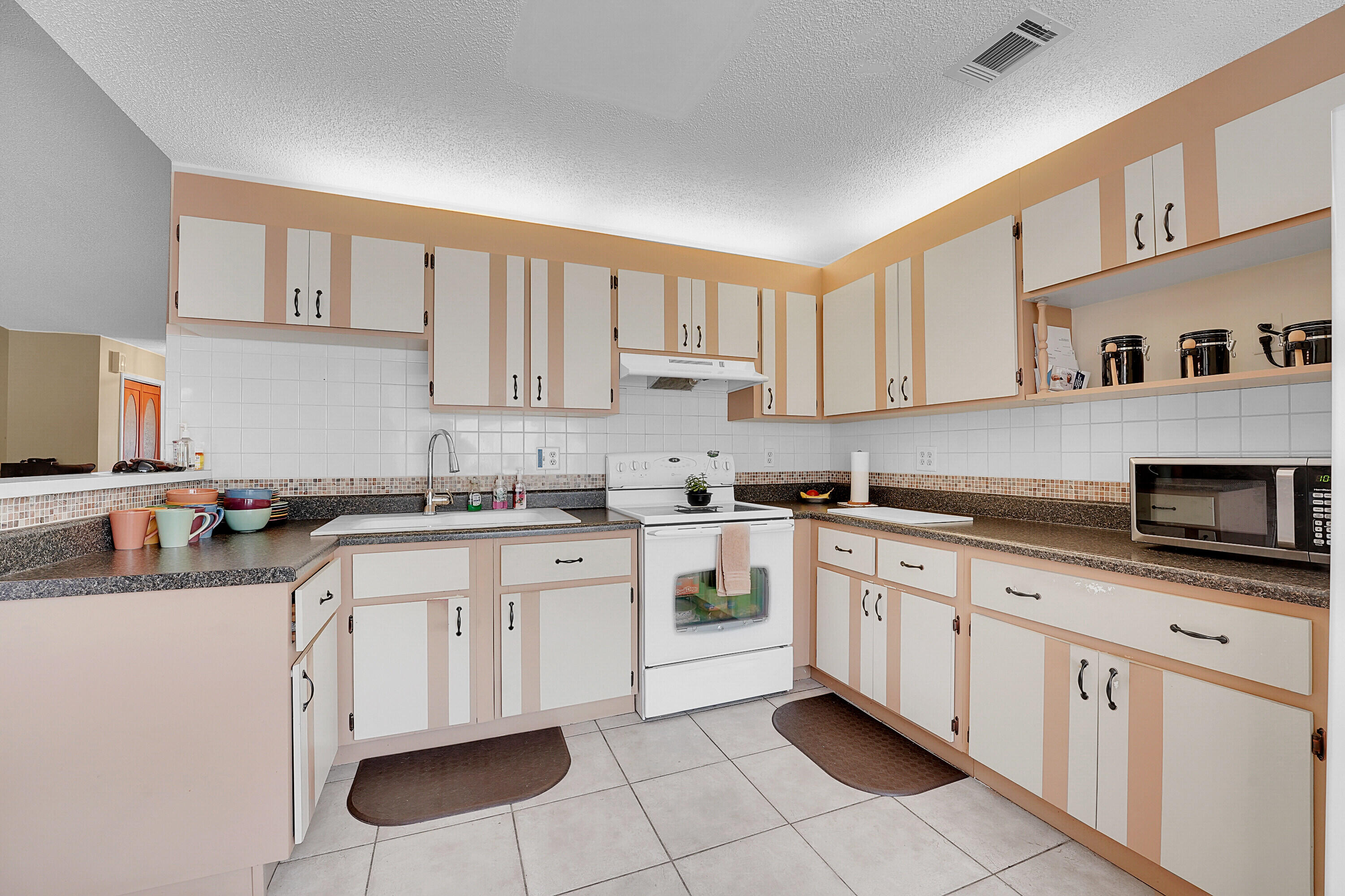 1917 SE Floresta Drive, Port St. Lucie