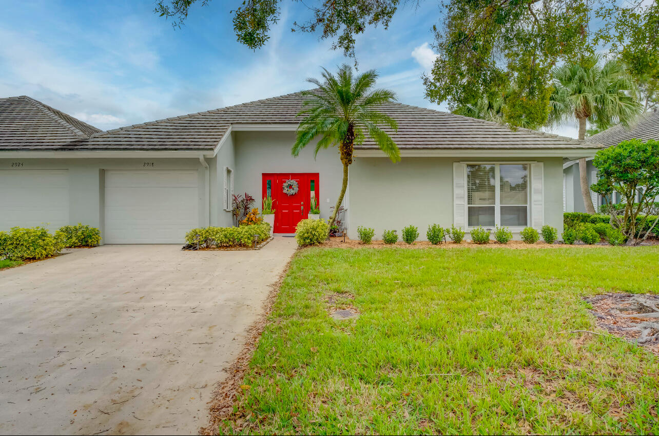 2918 SW Westlake Circle