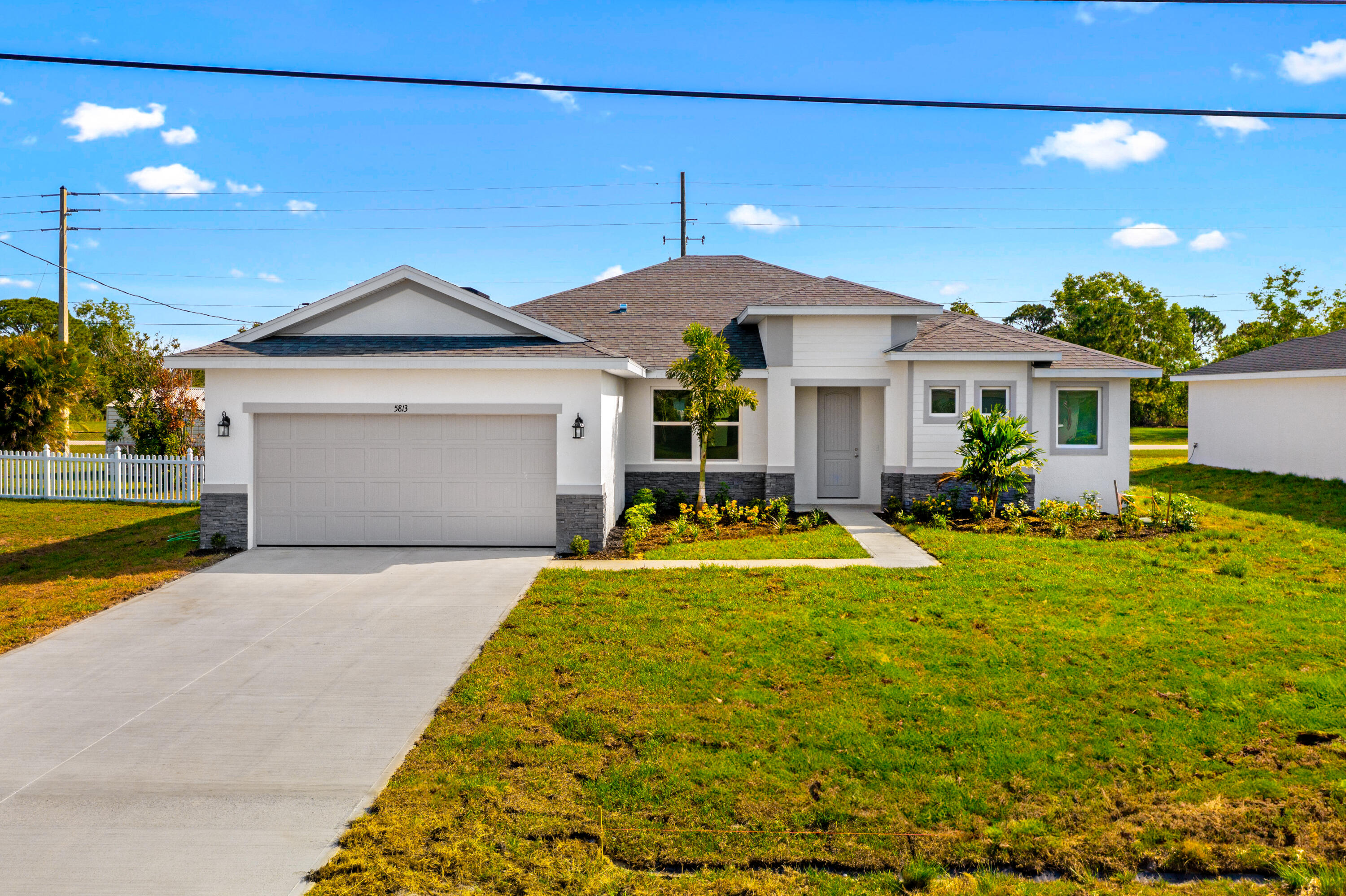 2355 SE Maniton Terrace, Port St. Lucie