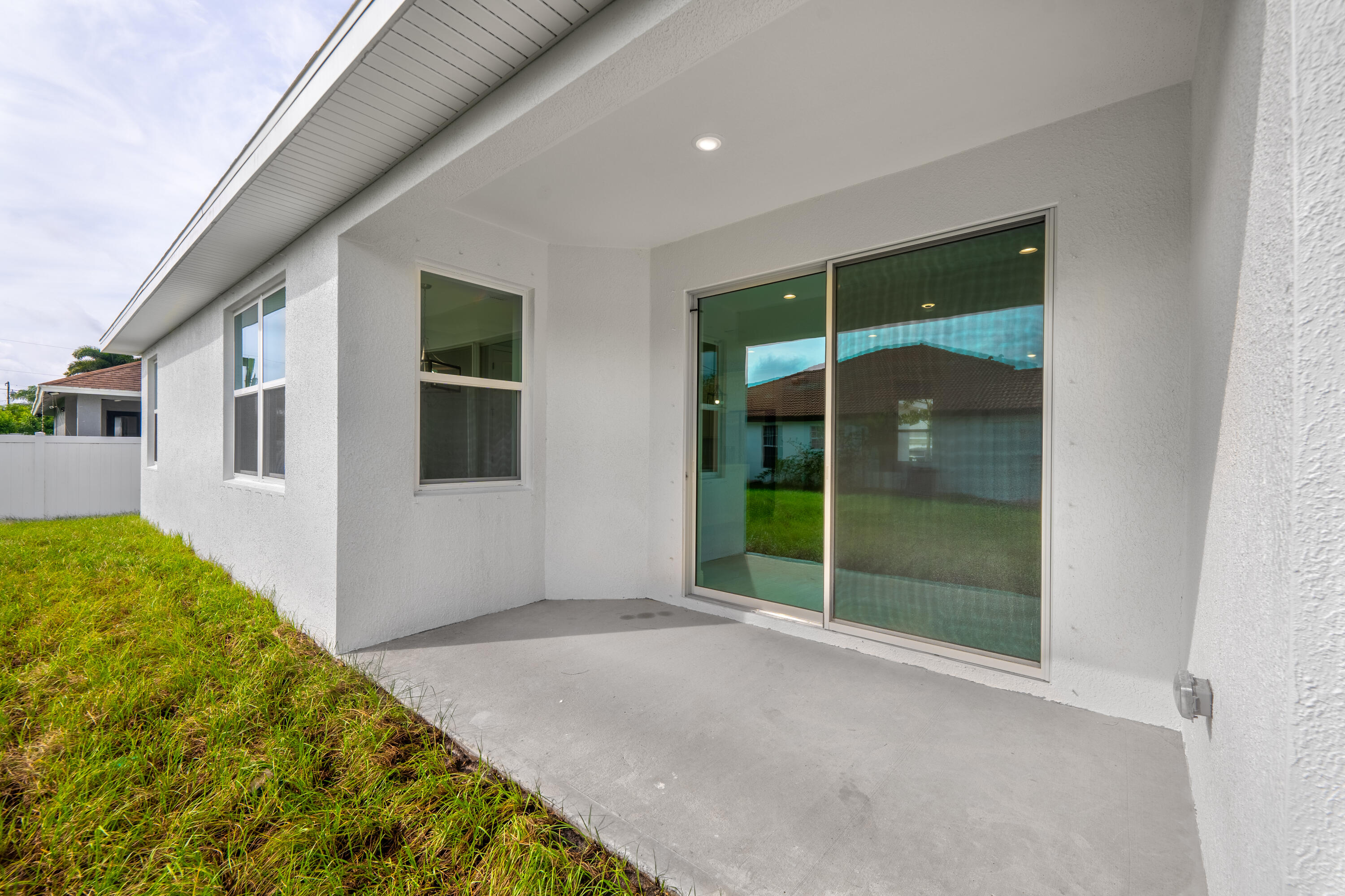 2355 SE Maniton Terrace, Port St. Lucie