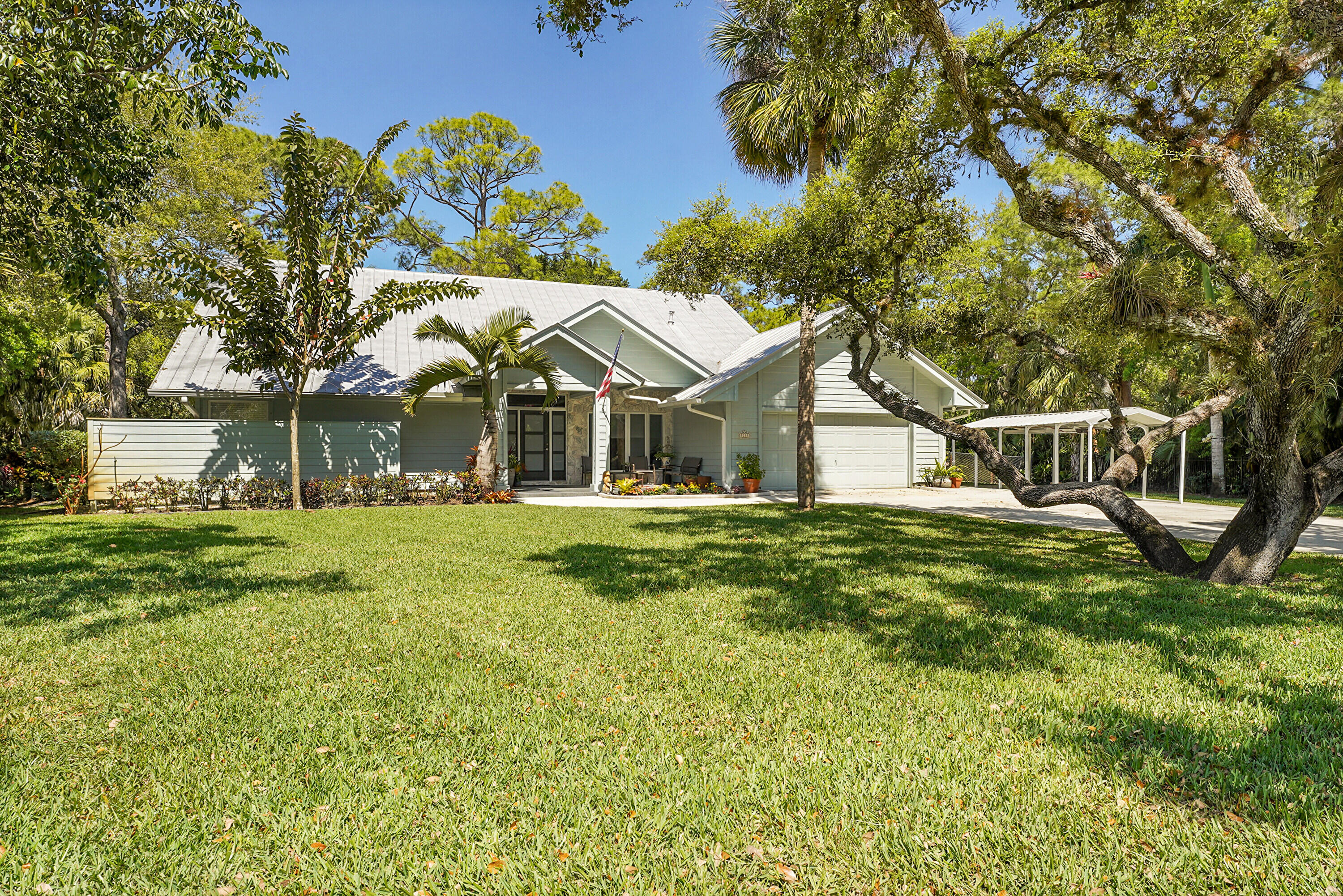 8288 SW Oak Hammock Court