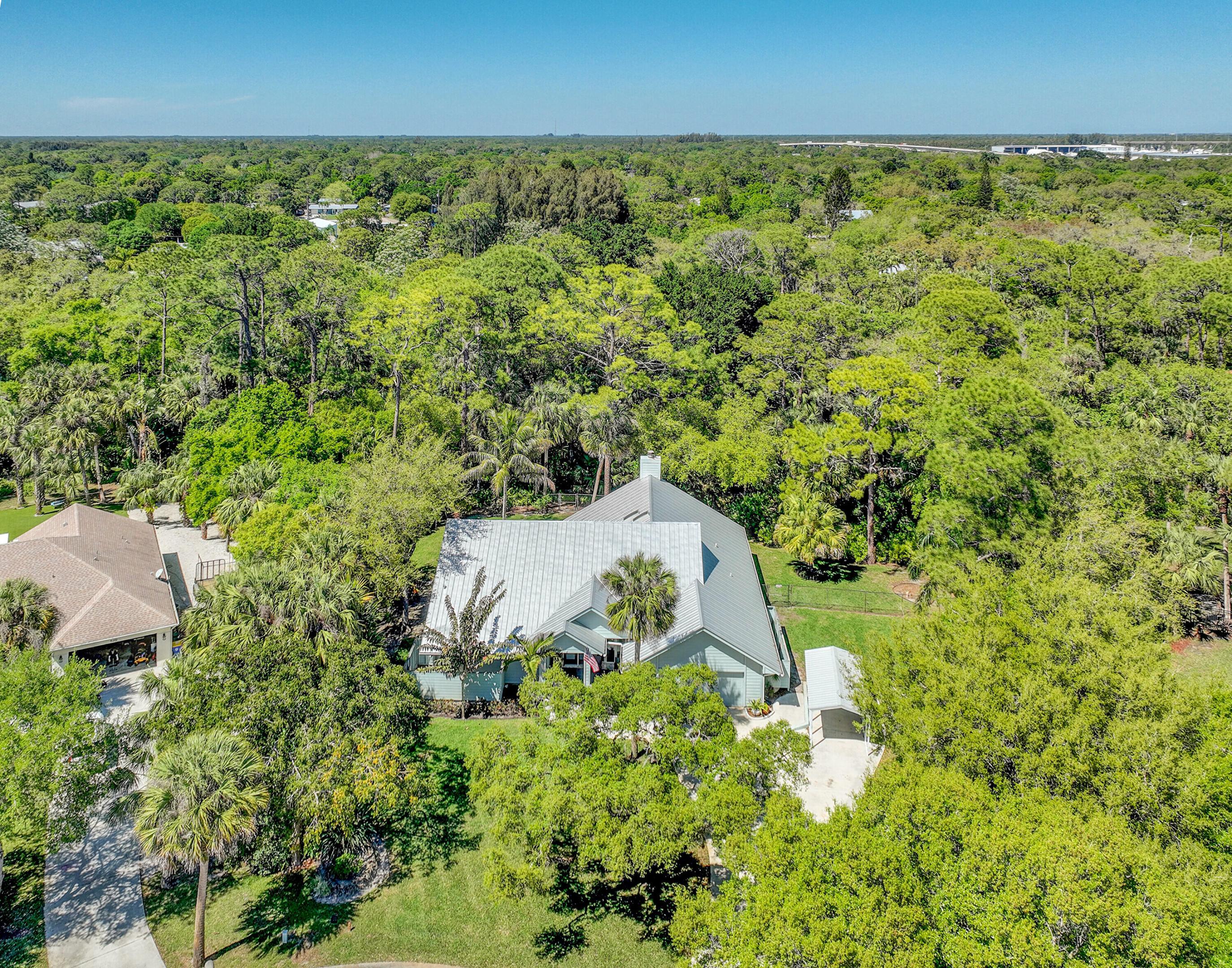 8288 SW Oak Hammock Court