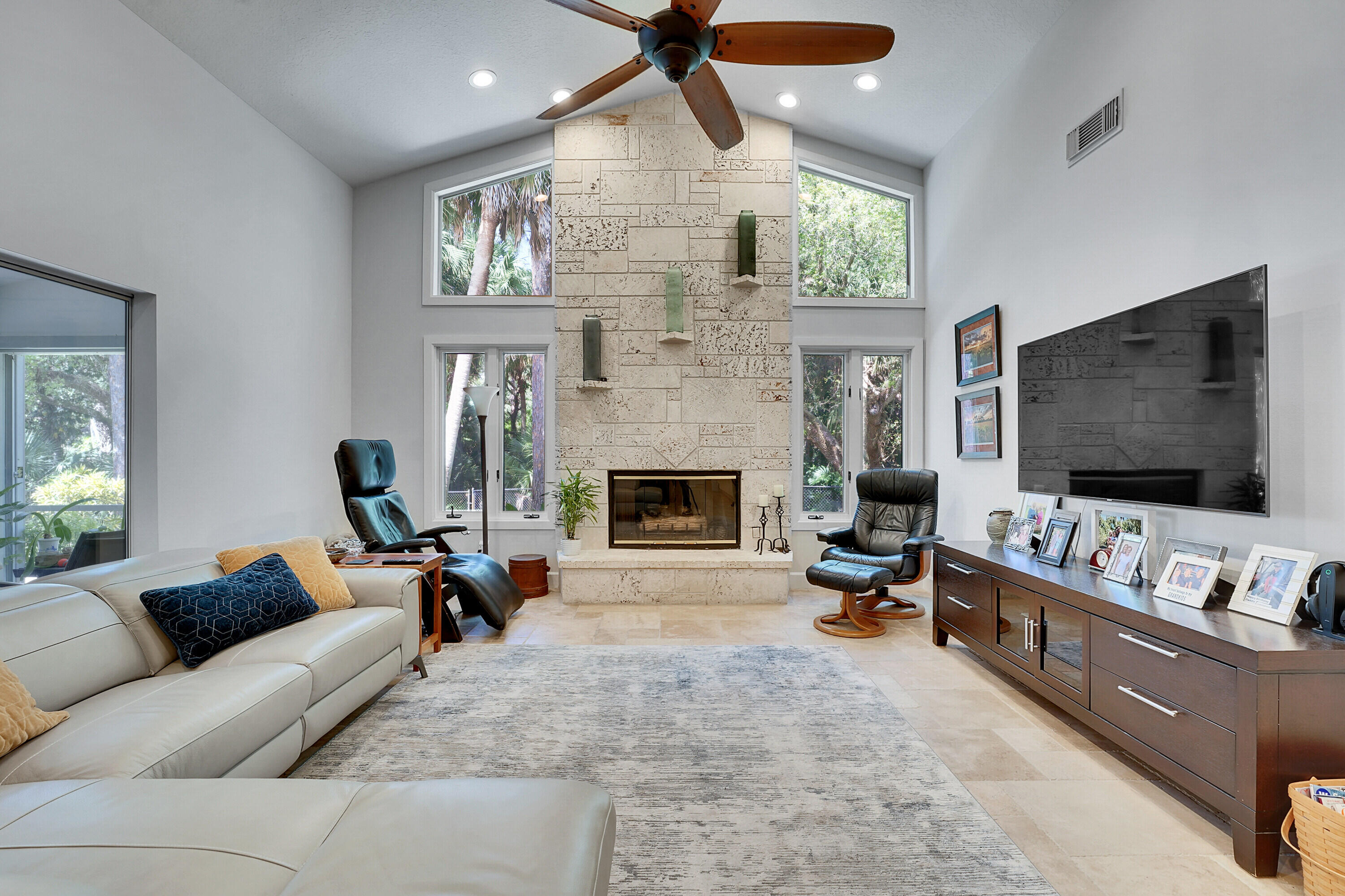 8288 SW Oak Hammock Court