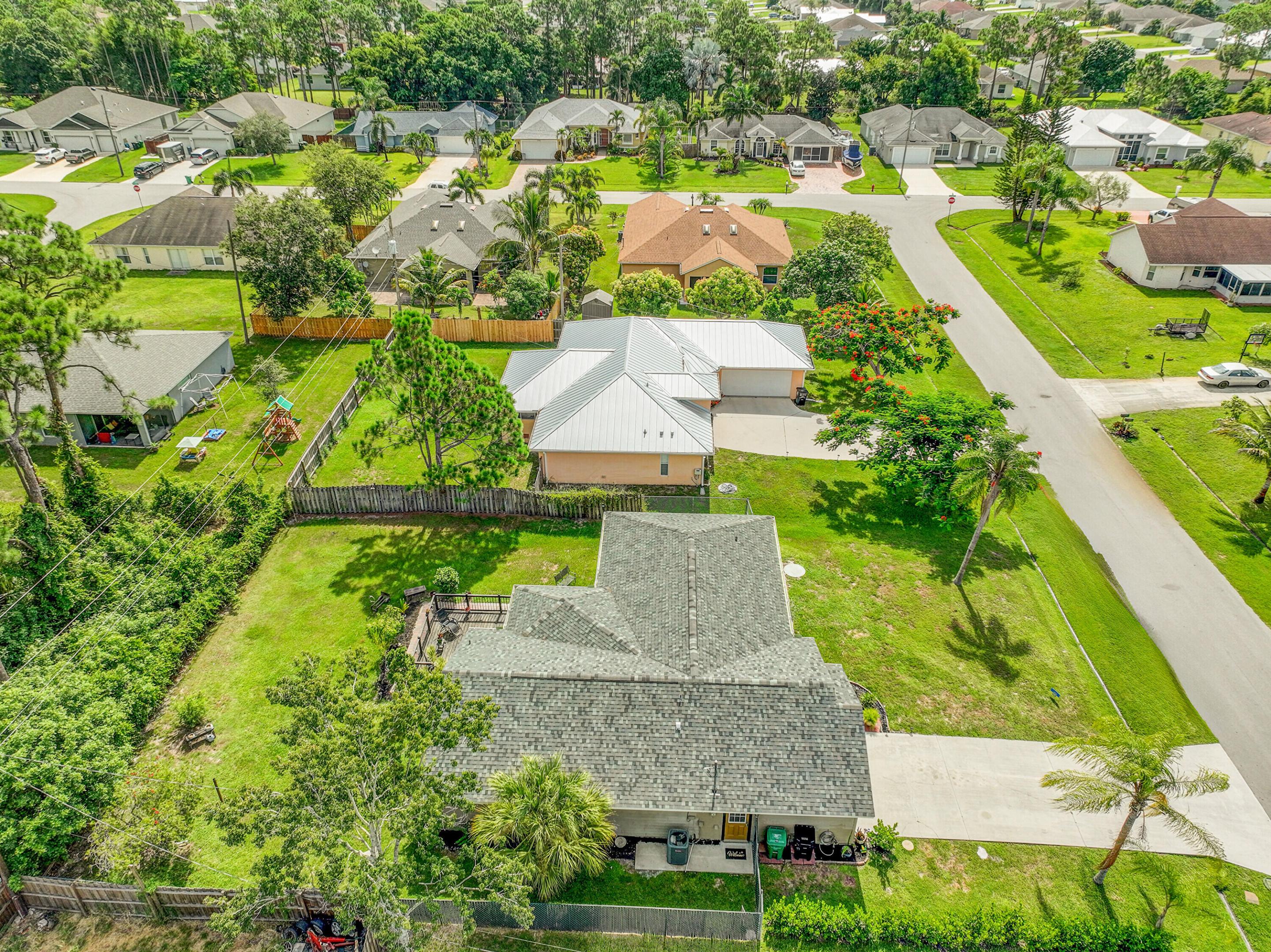 1817 SW Whipple Avenue, Port St. Lucie