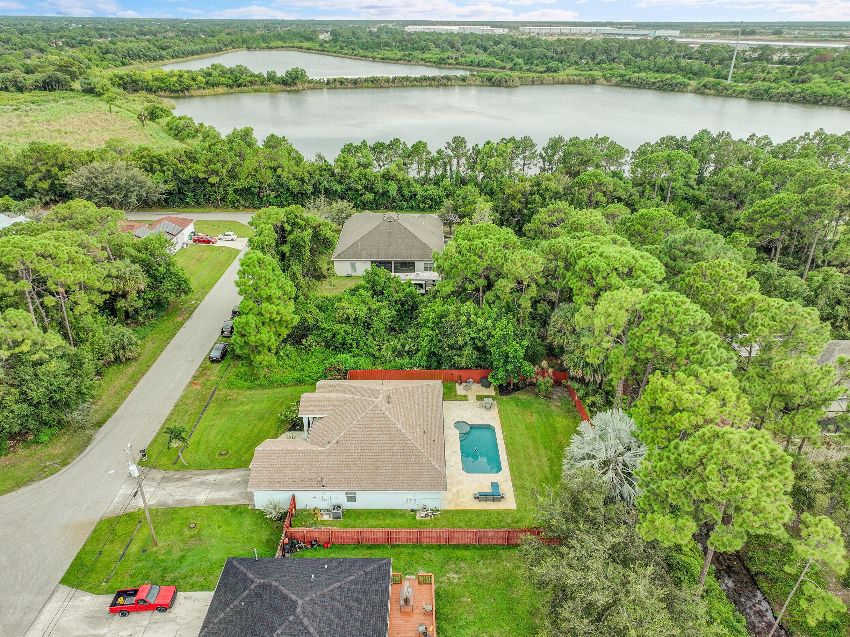 3672 SW Conibear Street, Port St. Lucie