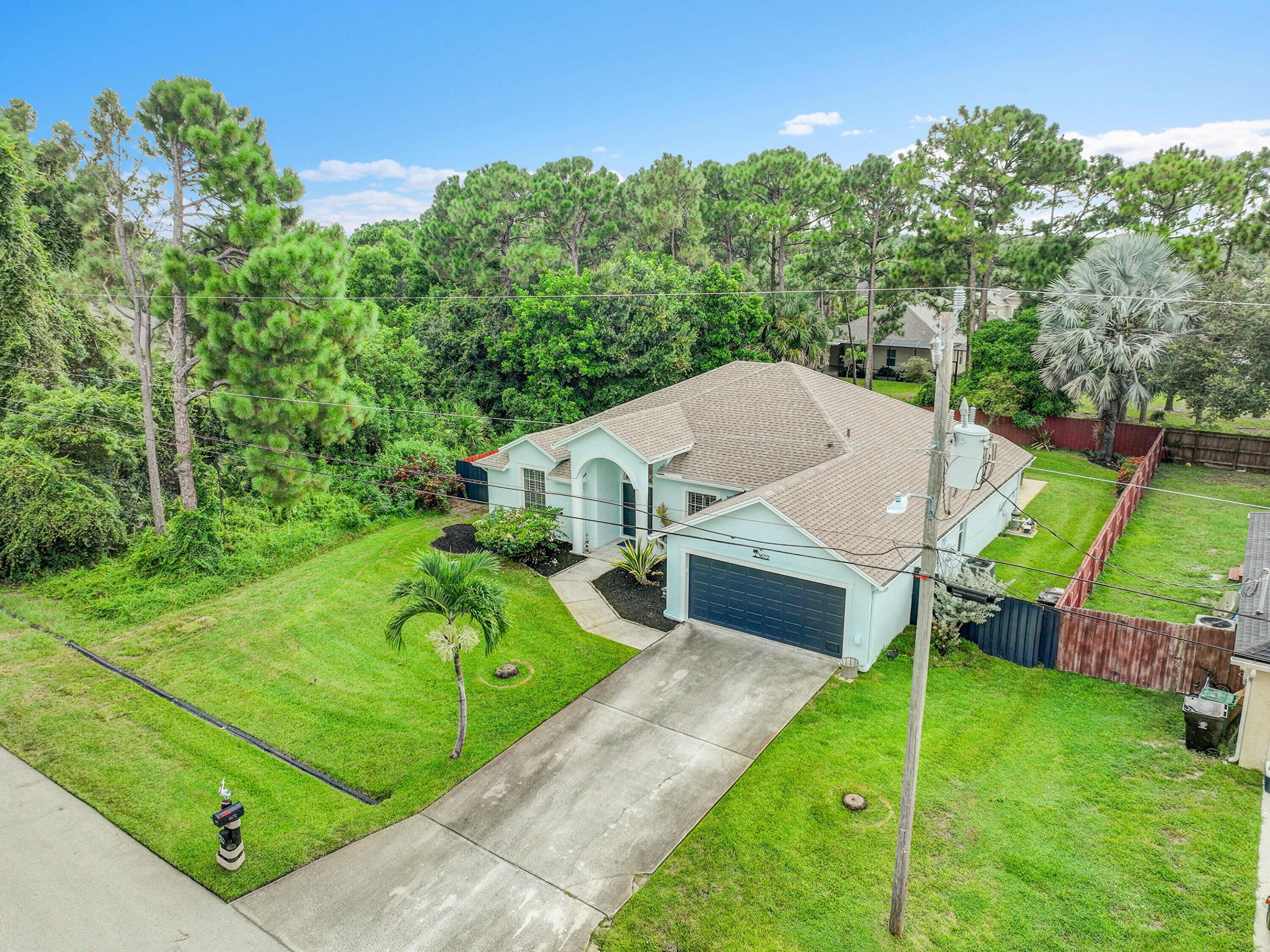 3672 SW Conibear Street, Port St. Lucie