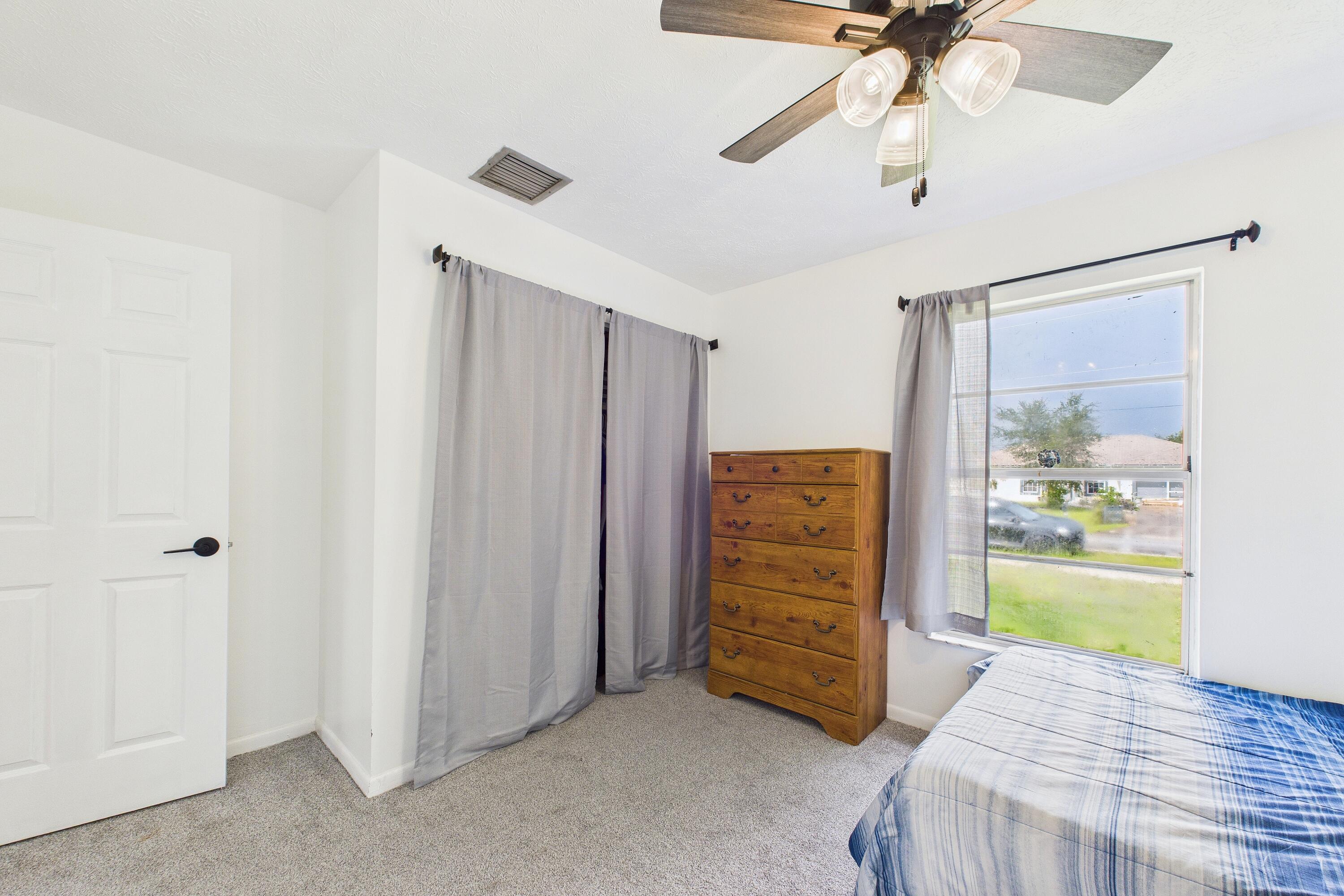 708 NW Floresta Drive, Port St. Lucie