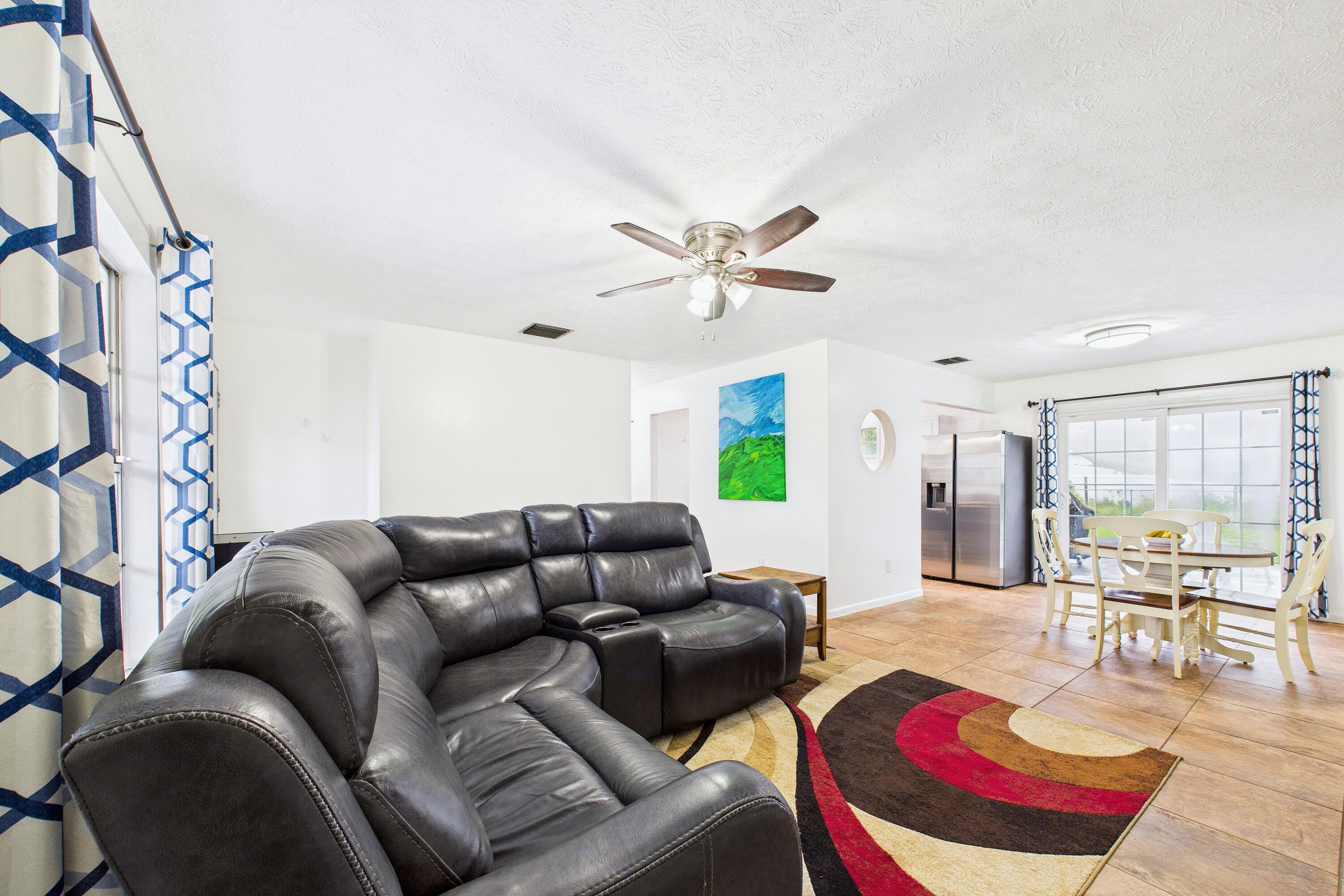 708 NW Floresta Drive, Port St. Lucie