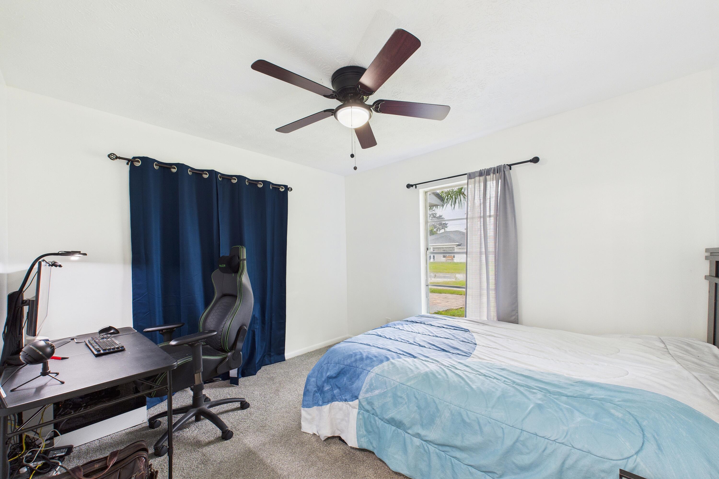 708 NW Floresta Drive, Port St. Lucie